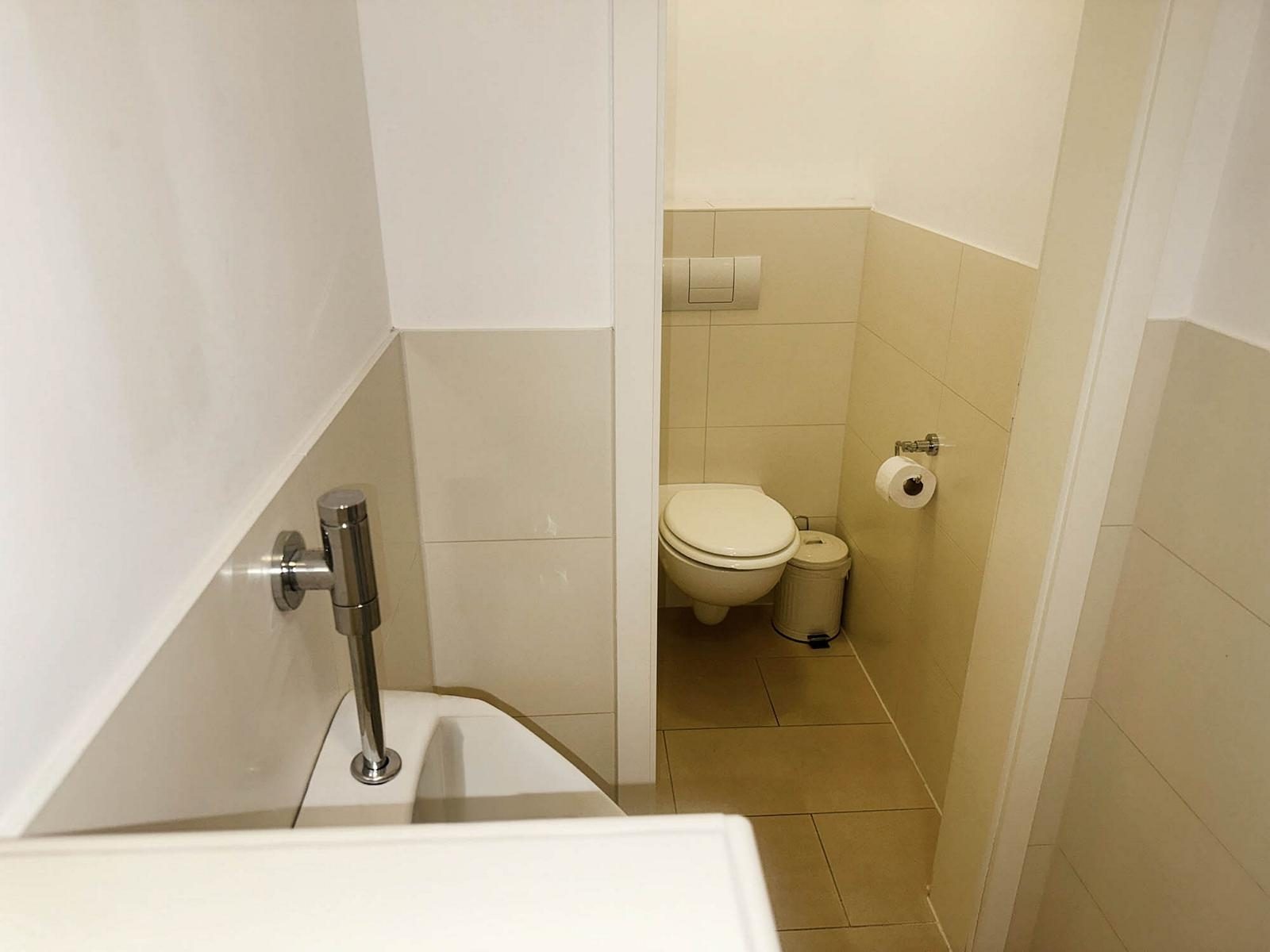 Immobilienangebot - Düsseldorf / Hamm - Alle - Attraktives Boarding-House-Konzept in Düsseldorf-Hamm – flexible Nutzung in Rheinnähe
