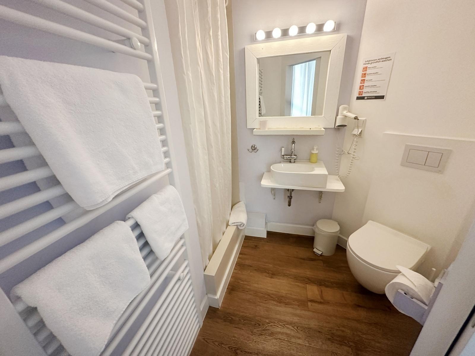 Immobilienangebot - Düsseldorf / Hamm - Alle - Attraktives Boarding-House-Konzept in Düsseldorf-Hamm – flexible Nutzung in Rheinnähe