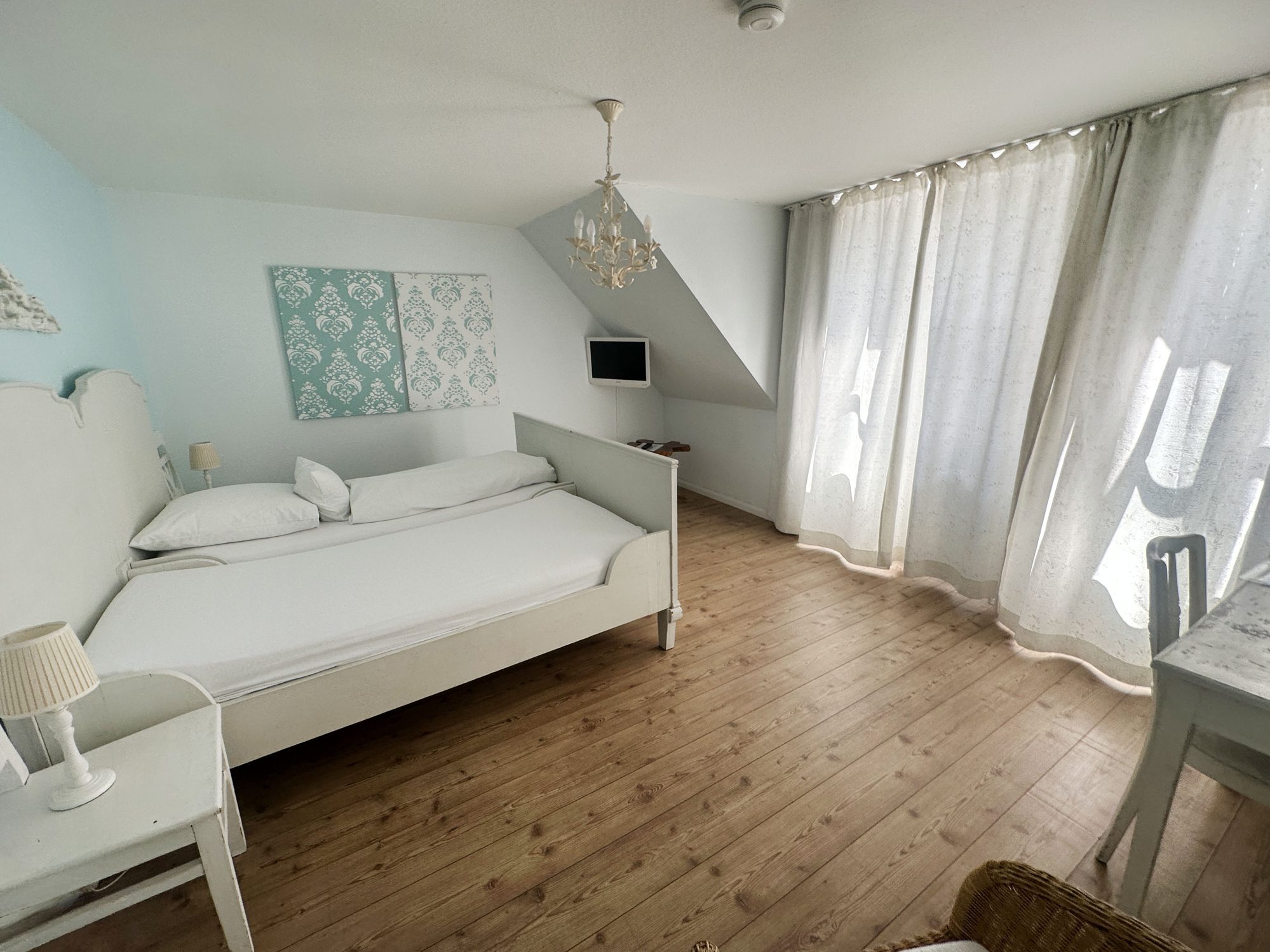 Immobilienangebot - Düsseldorf / Hamm - Alle - Attraktives Boarding-House-Konzept in Düsseldorf-Hamm – flexible Nutzung in Rheinnähe