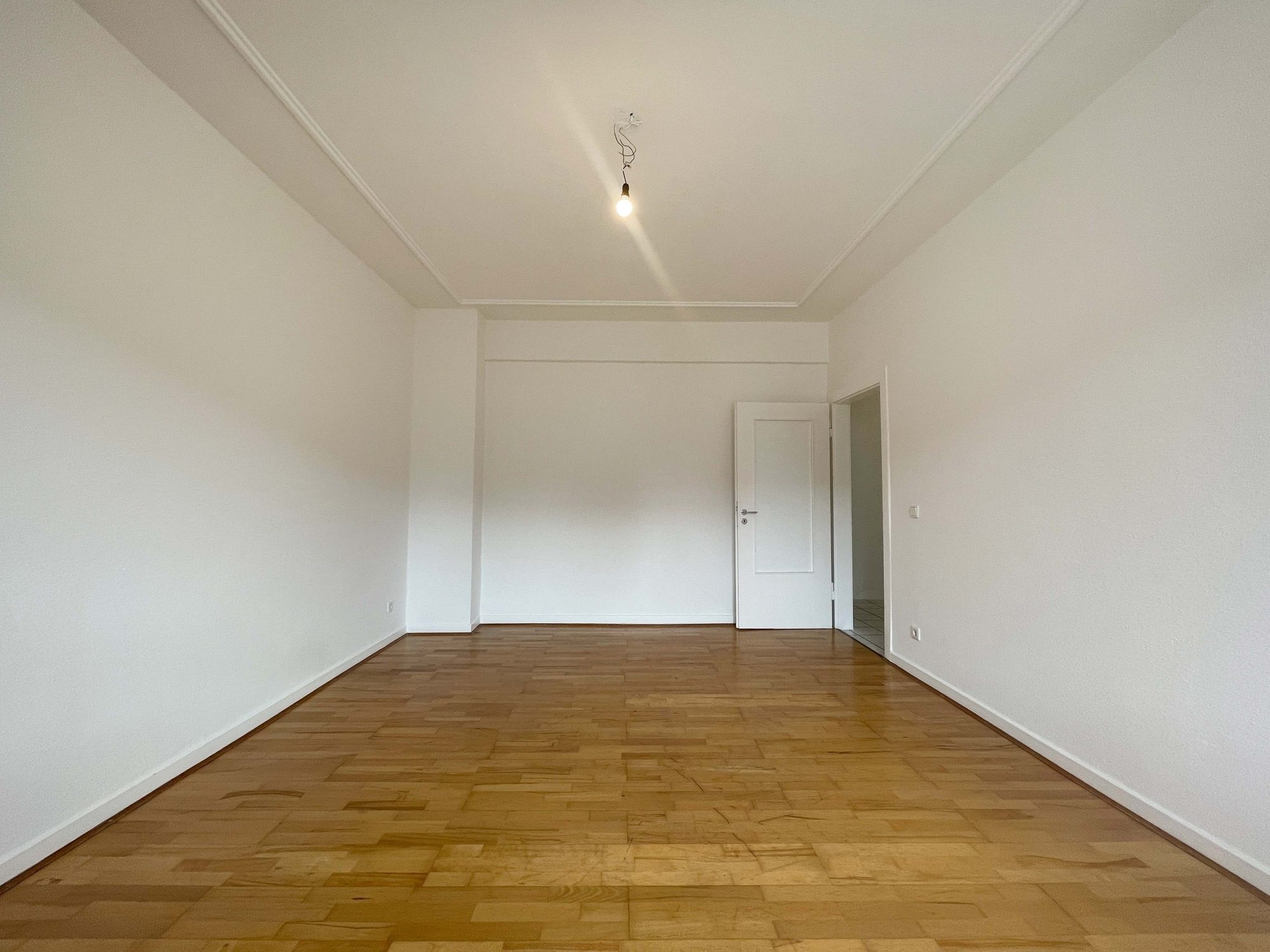 Immobilienangebot - Düsseldorf - Alle - Toplage Golzheim – gepflegtes MFH mit 12 Einheiten in unmittelbarer Rheinnähe!