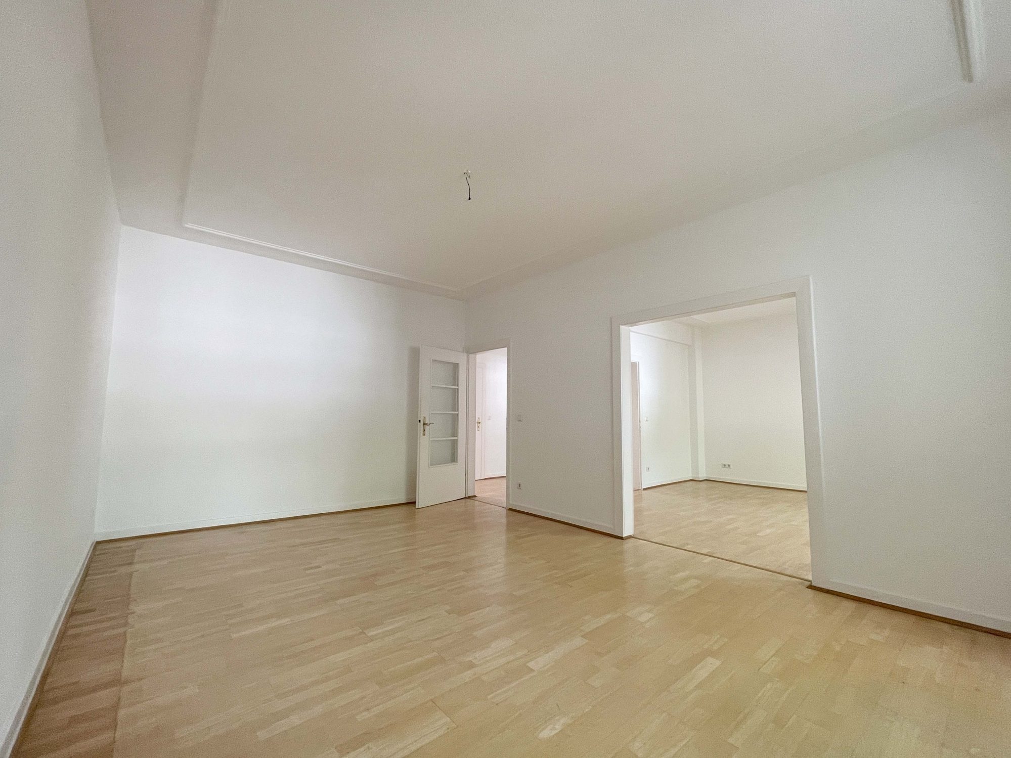 Immobilienangebot - Düsseldorf - Alle - Toplage Golzheim – gepflegtes MFH mit 12 Einheiten in unmittelbarer Rheinnähe!