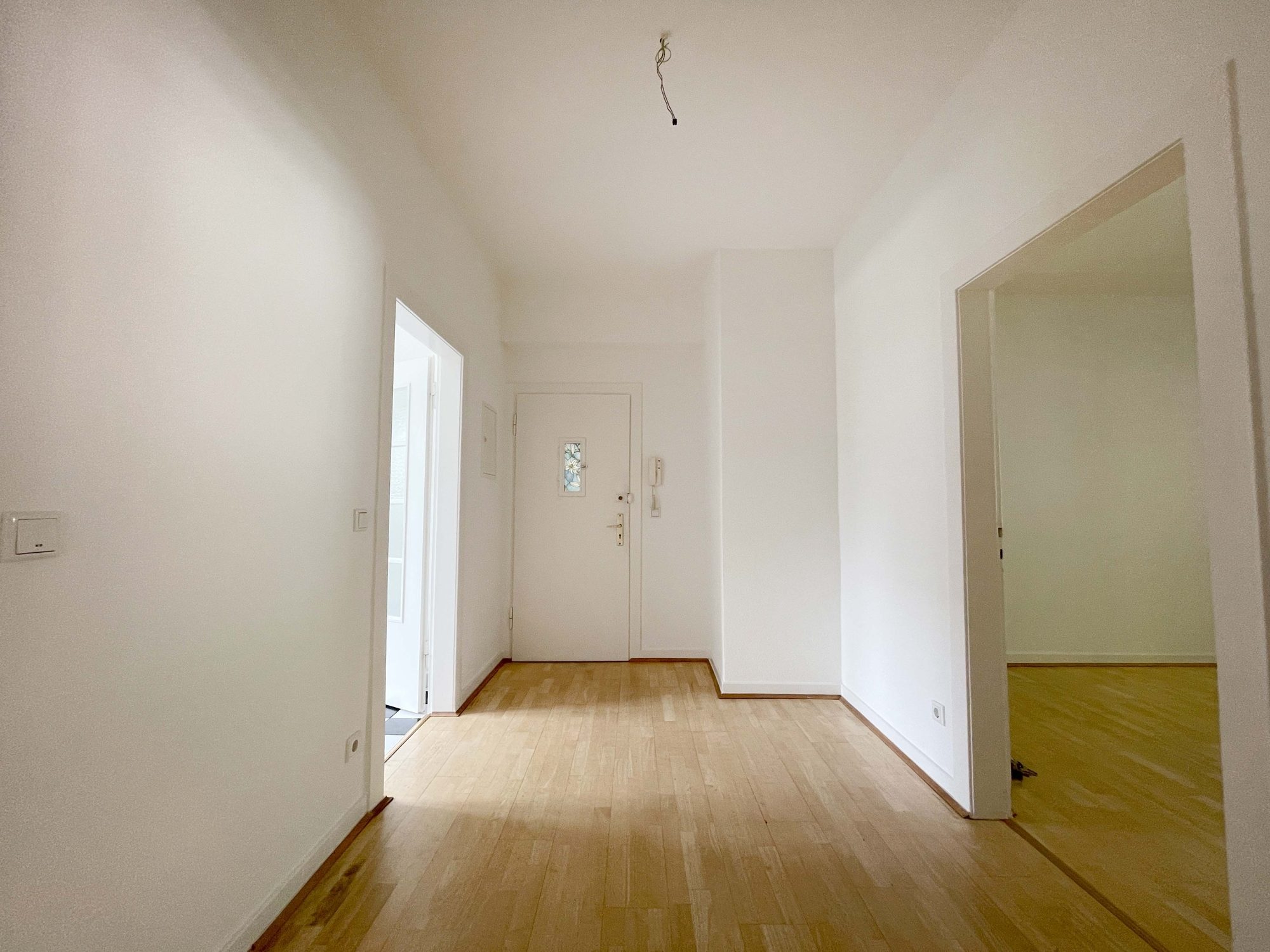 Immobilienangebot - Düsseldorf - Alle - Toplage Golzheim – gepflegtes MFH mit 12 Einheiten in unmittelbarer Rheinnähe!