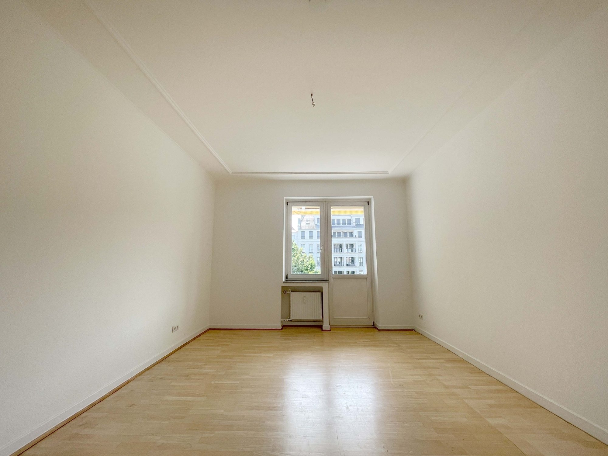 Immobilienangebot - Düsseldorf - Alle - Toplage Golzheim – gepflegtes MFH mit 12 Einheiten in unmittelbarer Rheinnähe!
