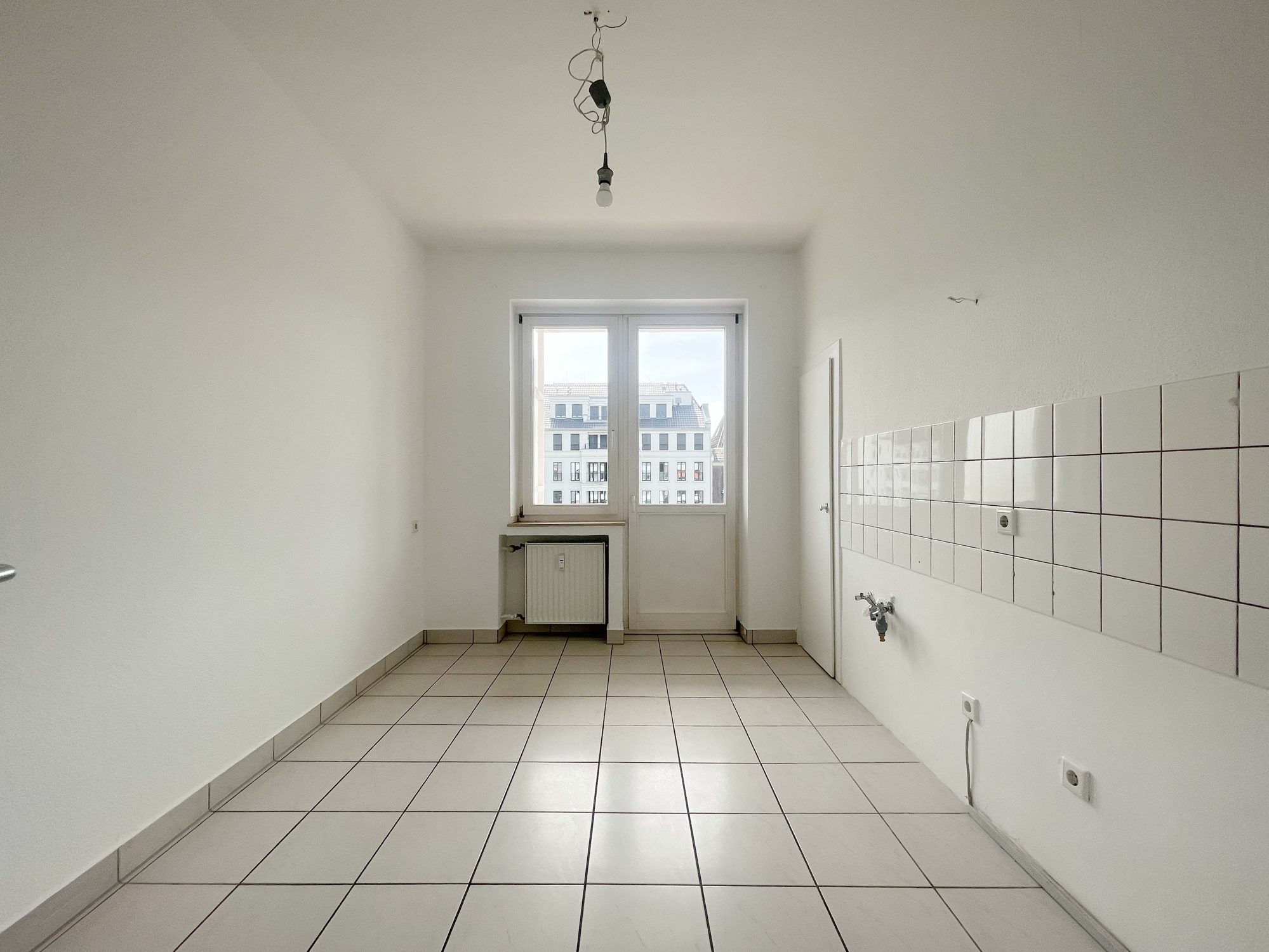 Immobilienangebot - Düsseldorf - Alle - Toplage Golzheim – gepflegtes MFH mit 12 Einheiten in unmittelbarer Rheinnähe!