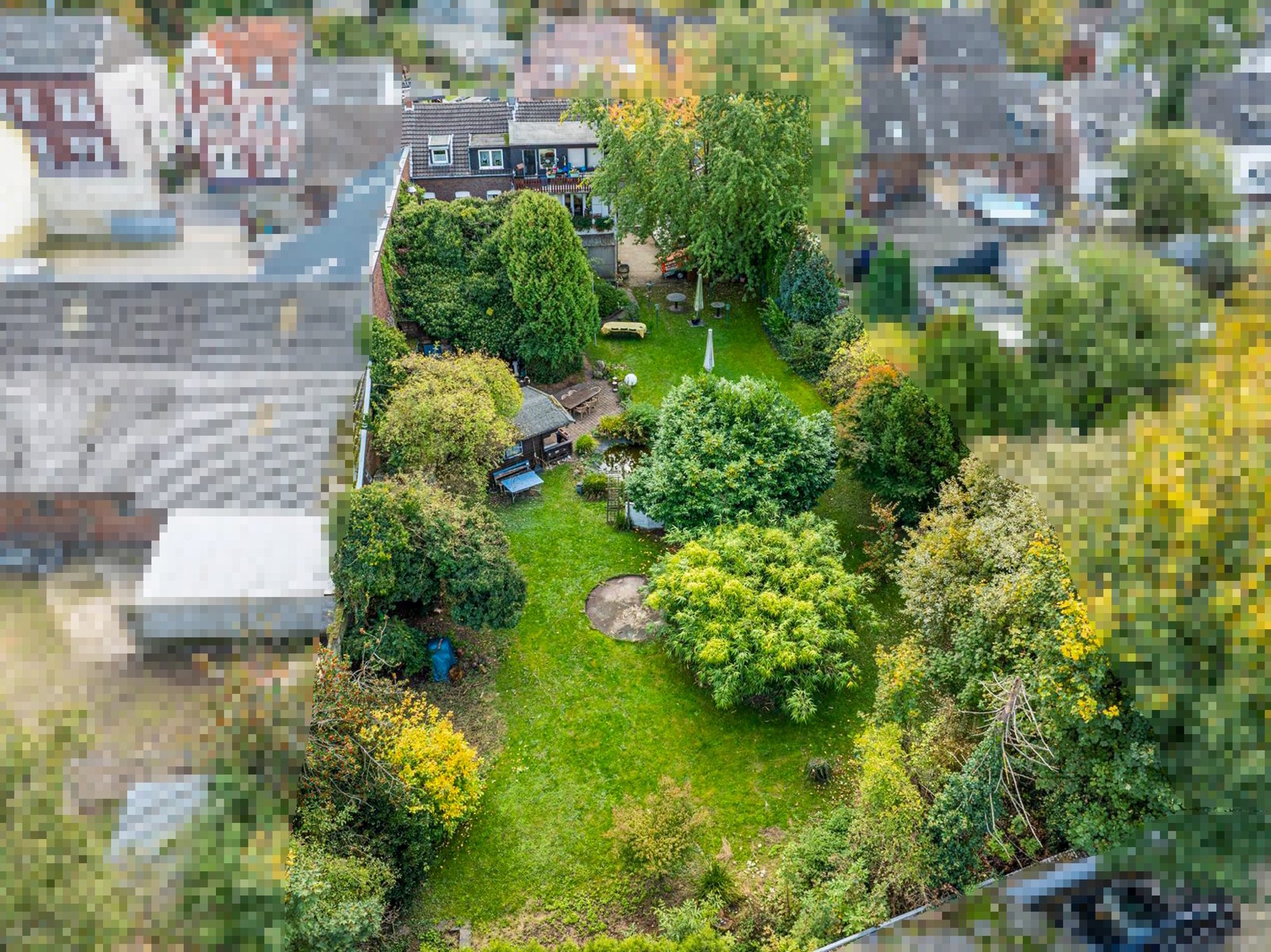 Immobilienangebot - Jüchen - Alle - Jüchen-Hochneukirch: Wohn- und Geschäftshaus mit Entwicklungspotenzial auf großzügigem Grundstück