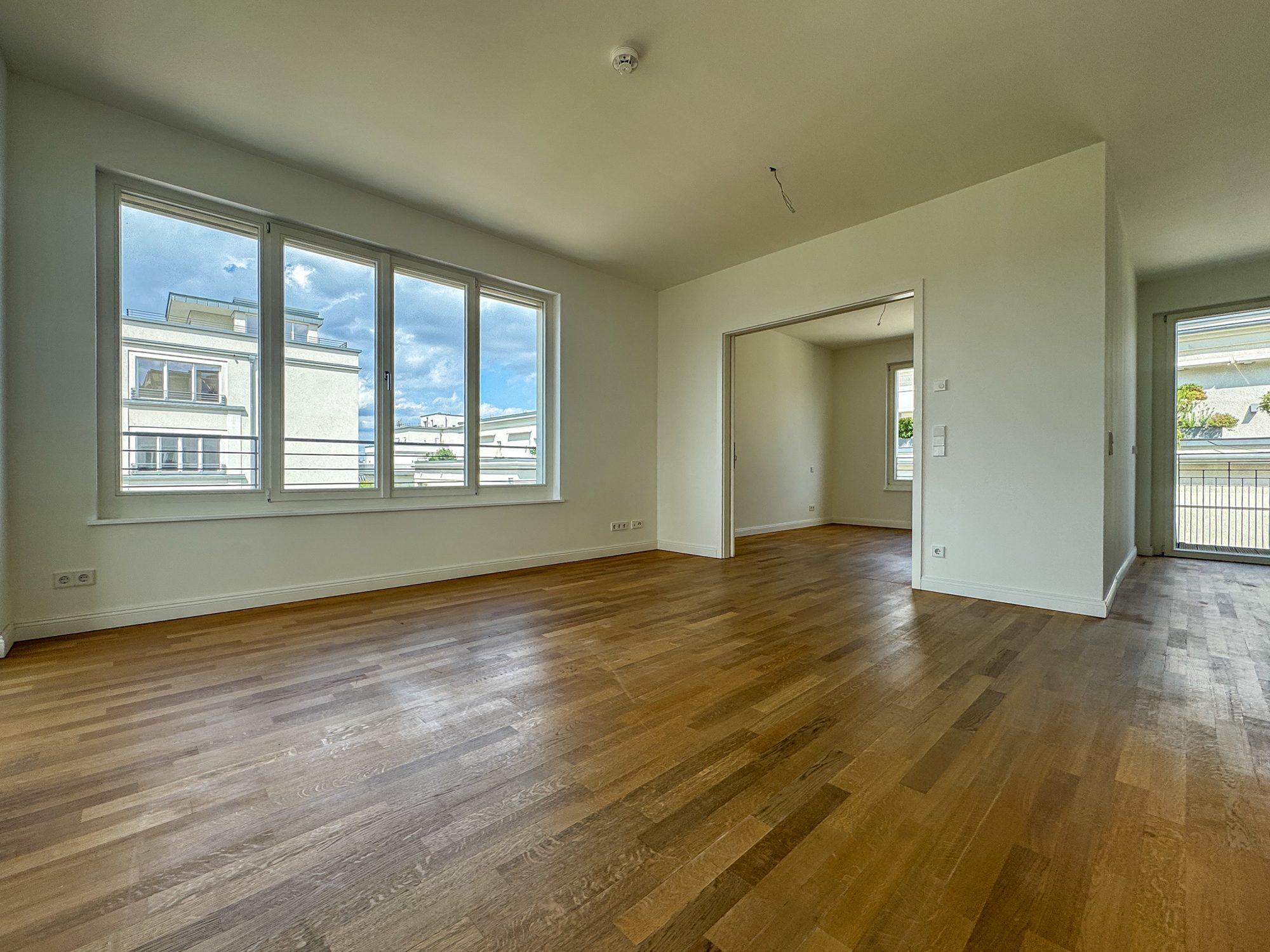 Immobilienangebot - Düsseldorf - Alle - Heinrich Heine Gärten: repräsentative 2 Zimmer-Wohnung