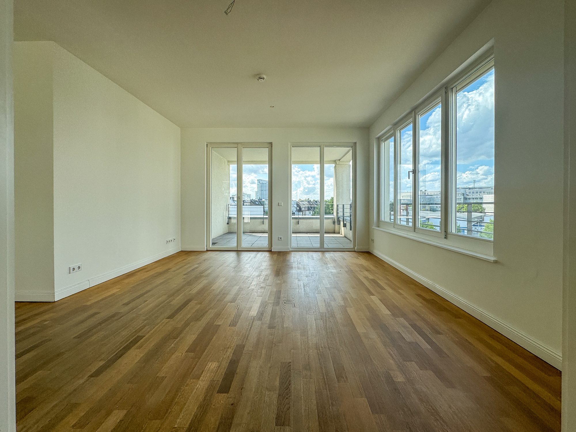 Immobilienangebot - Düsseldorf - Alle - Heinrich Heine Gärten: repräsentative 2 Zimmer-Wohnung