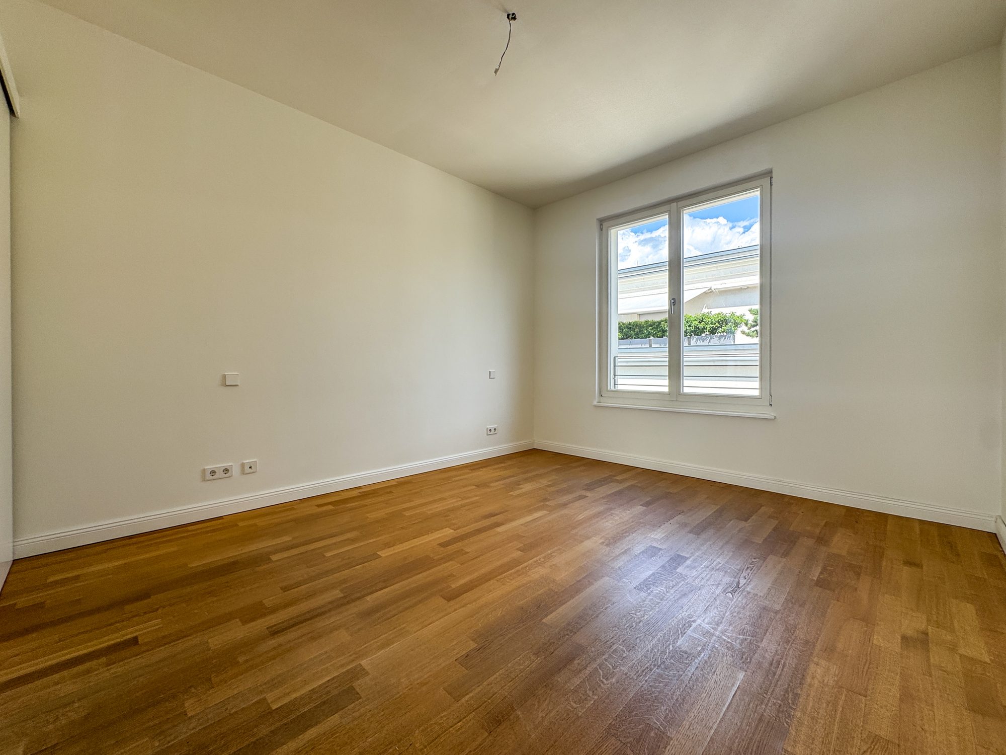 Immobilienangebot - Düsseldorf - Alle - Heinrich Heine Gärten: repräsentative 2 Zimmer-Wohnung