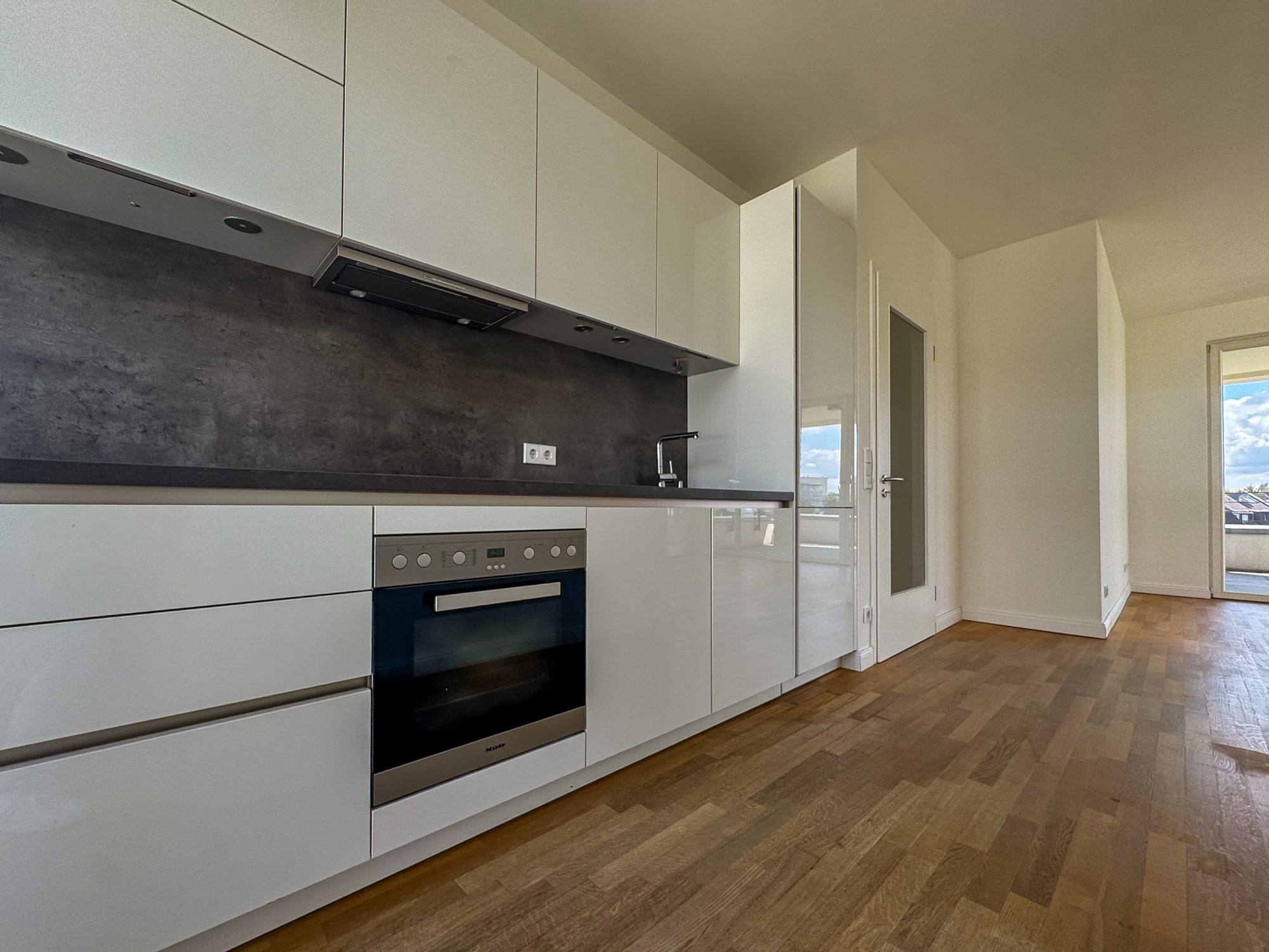 Immobilienangebot - Düsseldorf - Alle - Heinrich Heine Gärten: repräsentative 2 Zimmer-Wohnung