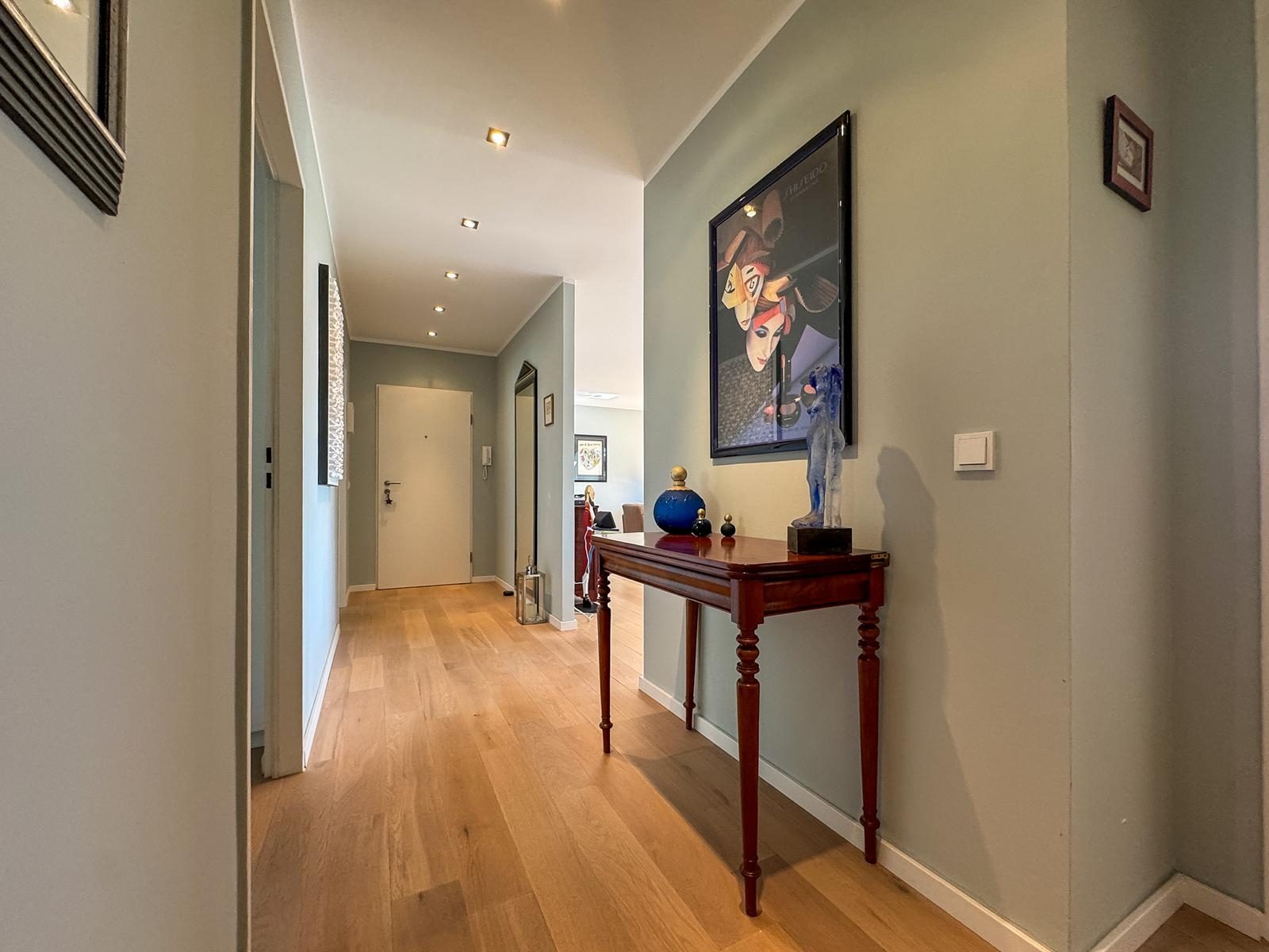 Immobilienangebot - Düsseldorf / Urdenbach - Alle - Urdenbach: Einziehen & Wohlfühlen: Hochwertige 3-Zimmer-Wohnung mit Balkon ins Grüne
