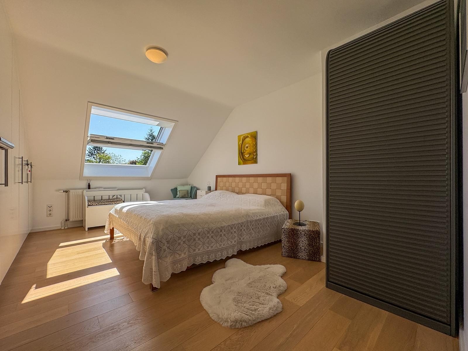 Immobilienangebot - Düsseldorf / Urdenbach - Alle - Urdenbach: Einziehen & Wohlfühlen: Hochwertige 3-Zimmer-Wohnung mit Balkon ins Grüne