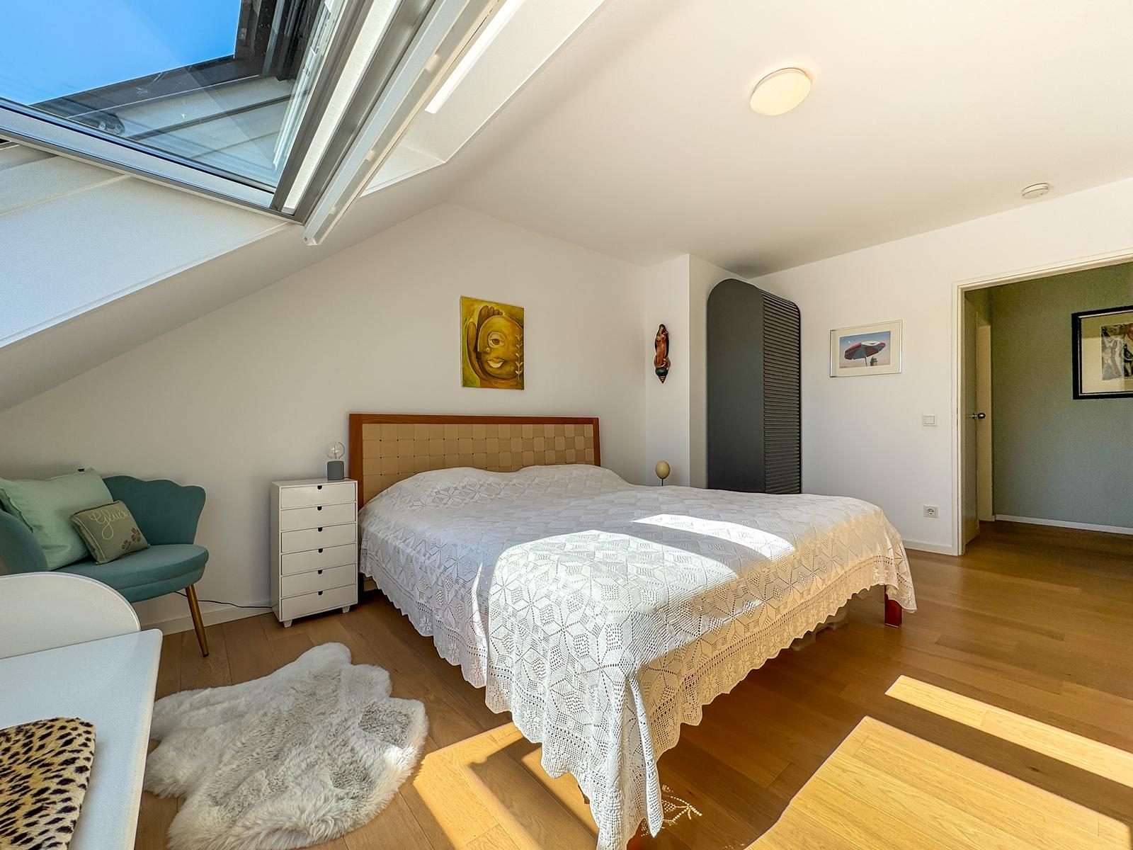 Immobilienangebot - Düsseldorf / Urdenbach - Alle - Urdenbach: Einziehen & Wohlfühlen: Hochwertige 3-Zimmer-Wohnung mit Balkon ins Grüne