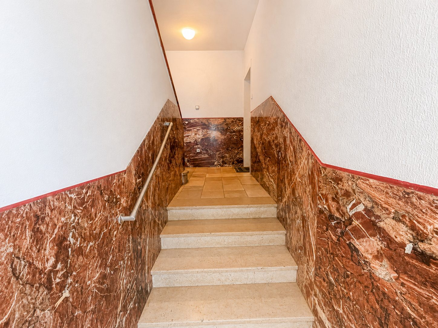 Immobilienangebot - Düsseldorf - Alle - Pempelfort: historisches Mehrfamilienhaus mit Garten in beliebter Lage