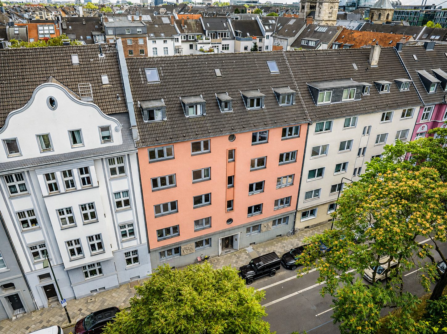 Immobilienangebot - Düsseldorf - Alle - Pempelfort: historisches Mehrfamilienhaus mit Garten in beliebter Lage