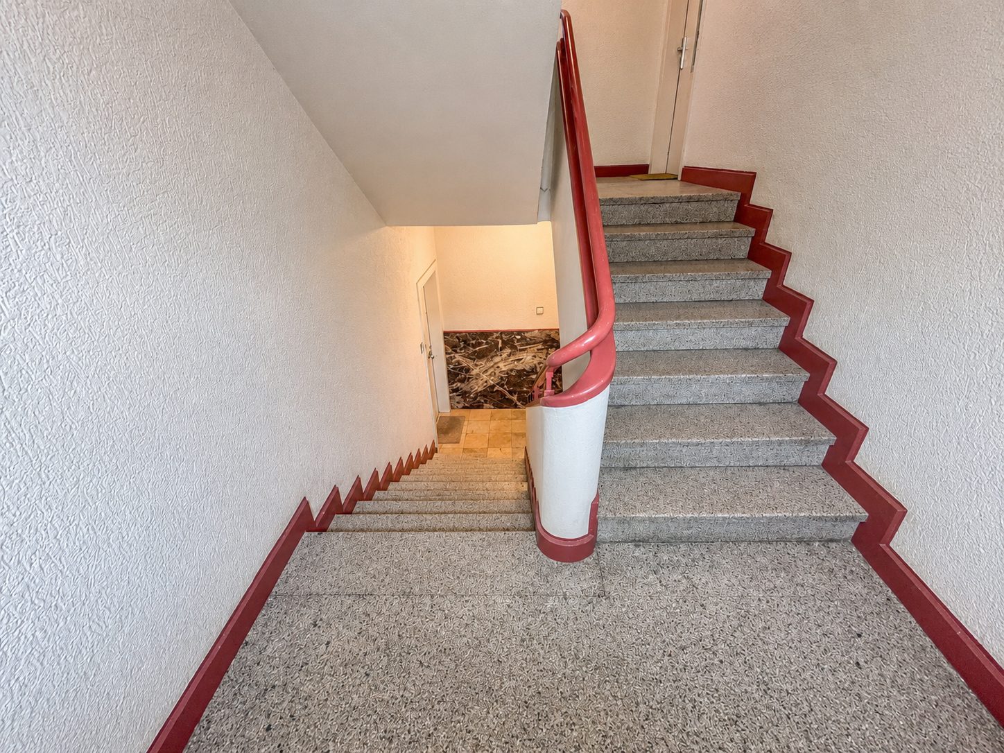 Immobilienangebot - Düsseldorf - Alle - Pempelfort: historisches Mehrfamilienhaus mit Garten in beliebter Lage