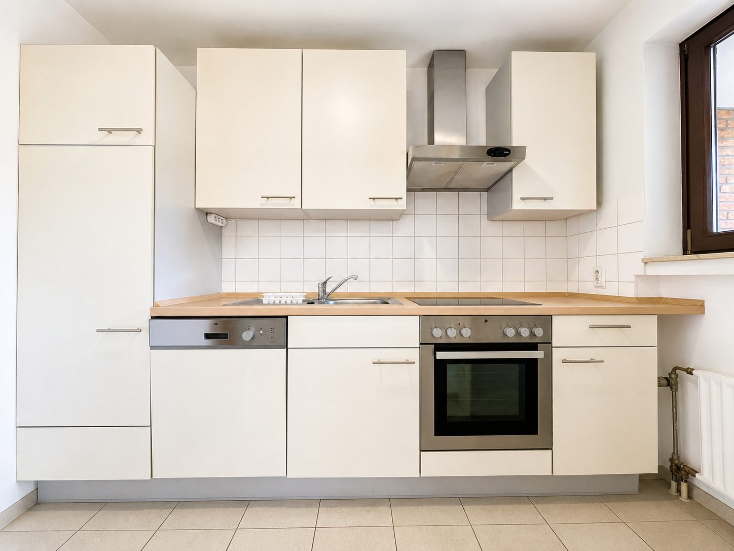 Immobilienangebot - Düsseldorf / Lichtenbroich - Alle - Lichtenbroich: helle 1-Zimmerwohnung mit Balkon & Tiefgaragenstellplatz in ruigher Lage