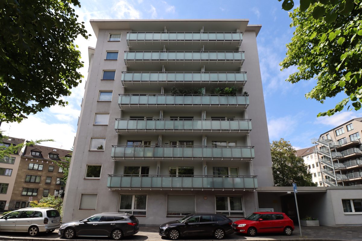 Immobilienangebot - Düsseldorf / Pempelfort - Alle - Stilvoll möbliertes City-Apartment in begehrter Lage von Düsseldorf-Pempelfort