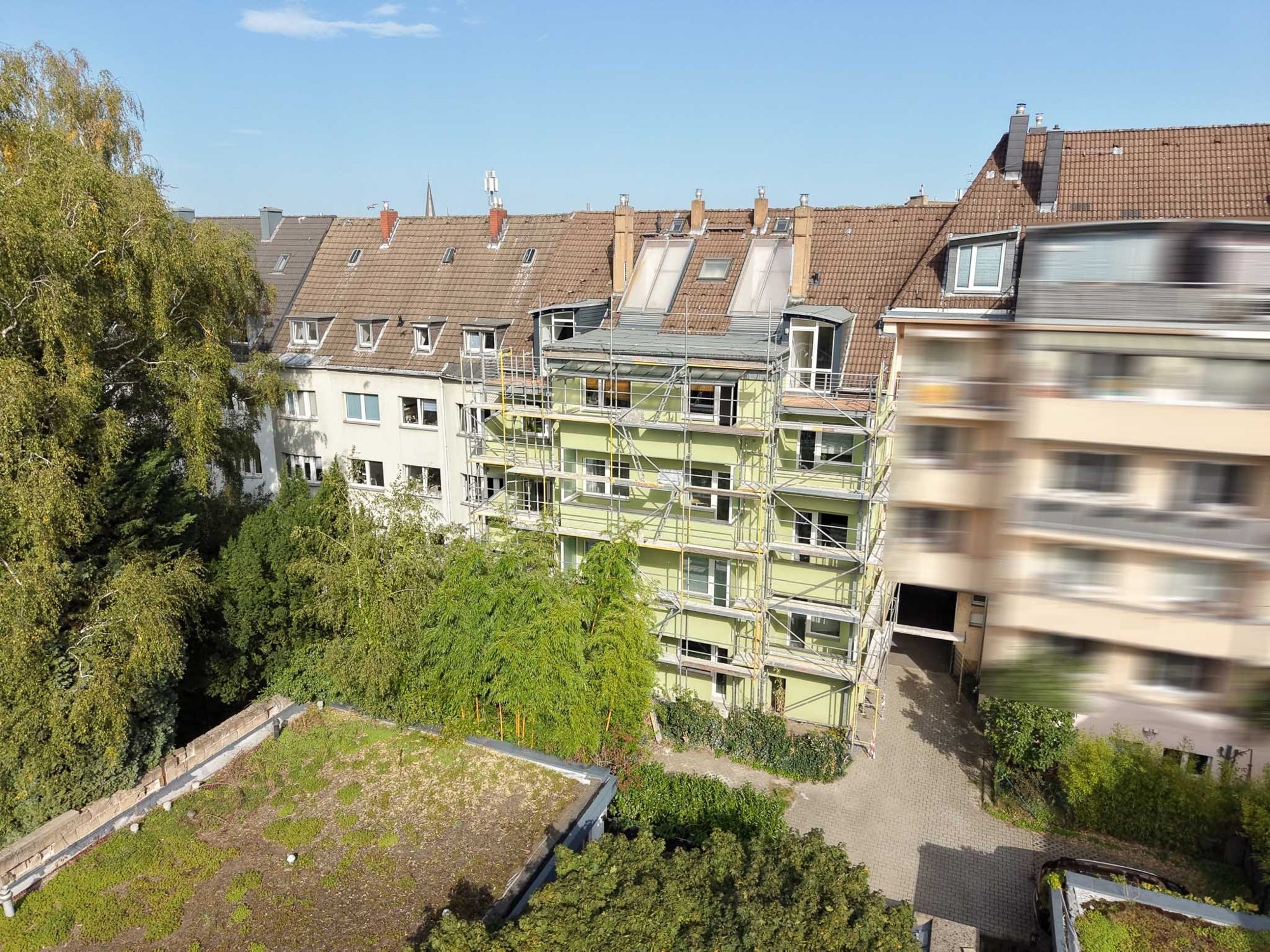 Immobilienangebot - Düsseldorf - Alle - Düsseldorf-Oberbilk: Charmante 2-Zimmer-Dachgeschosswohnung mit Galerieebene und Balkon!