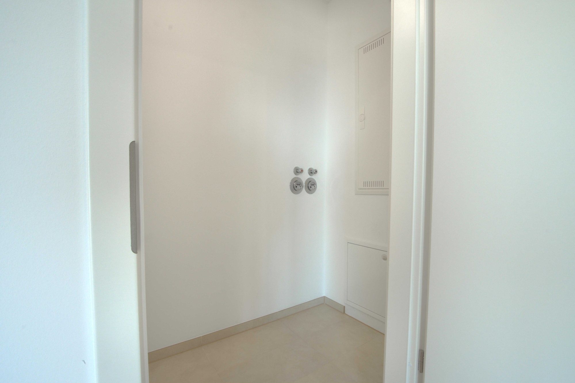Immobilienangebot - Düsseldorf - Alle - Düsseldorf-Derendorf: Penthouse mit Einbauküche im Quartier maxfrei – Großzügig Wohnen mit Weitblick