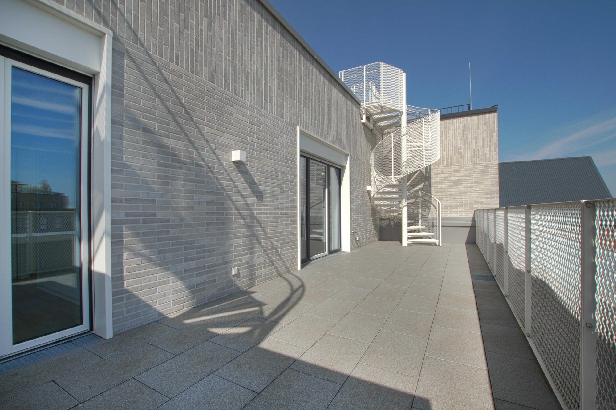 Immobilienangebot - Düsseldorf - Alle - Düsseldorf-Derendorf: Penthouse mit Einbauküche im Quartier maxfrei – Großzügig Wohnen mit Weitblick