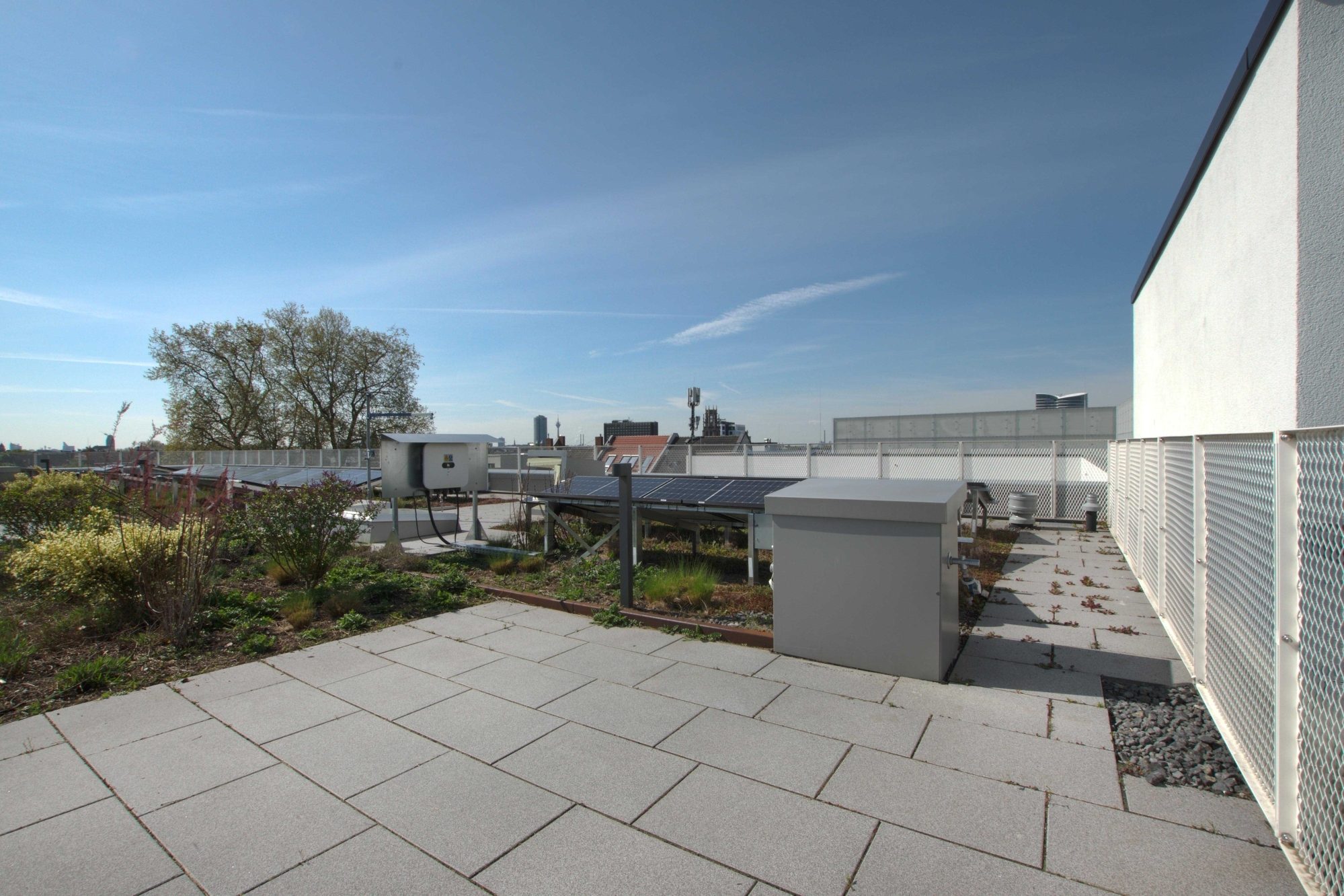 Immobilienangebot - Düsseldorf - Alle - Düsseldorf-Derendorf: Penthouse mit Einbauküche im Quartier maxfrei – Großzügig Wohnen mit Weitblick