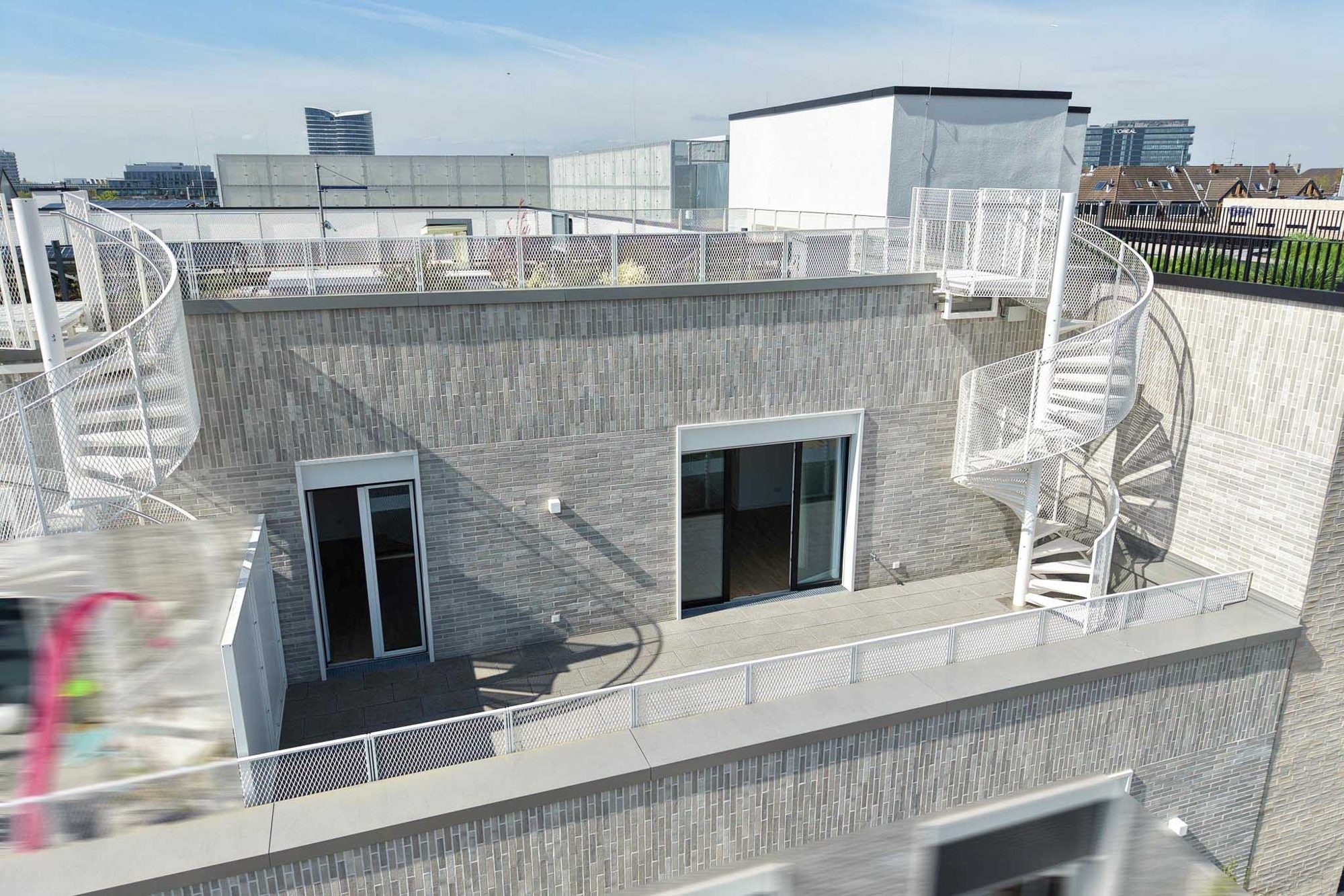 Immobilienangebot - Düsseldorf - Alle - Düsseldorf-Derendorf: Penthouse mit Einbauküche im Quartier maxfrei – Großzügig Wohnen mit Weitblick