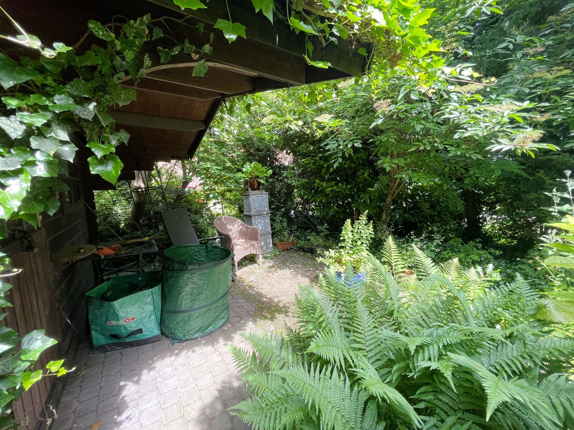 Immobilienangebot - Düsseldorf / Eller - Alle - Eller: Altbau mit Charme – Mehrfamilienhaus mit 3 Wohneinheiten und Entwicklungspotenzial!