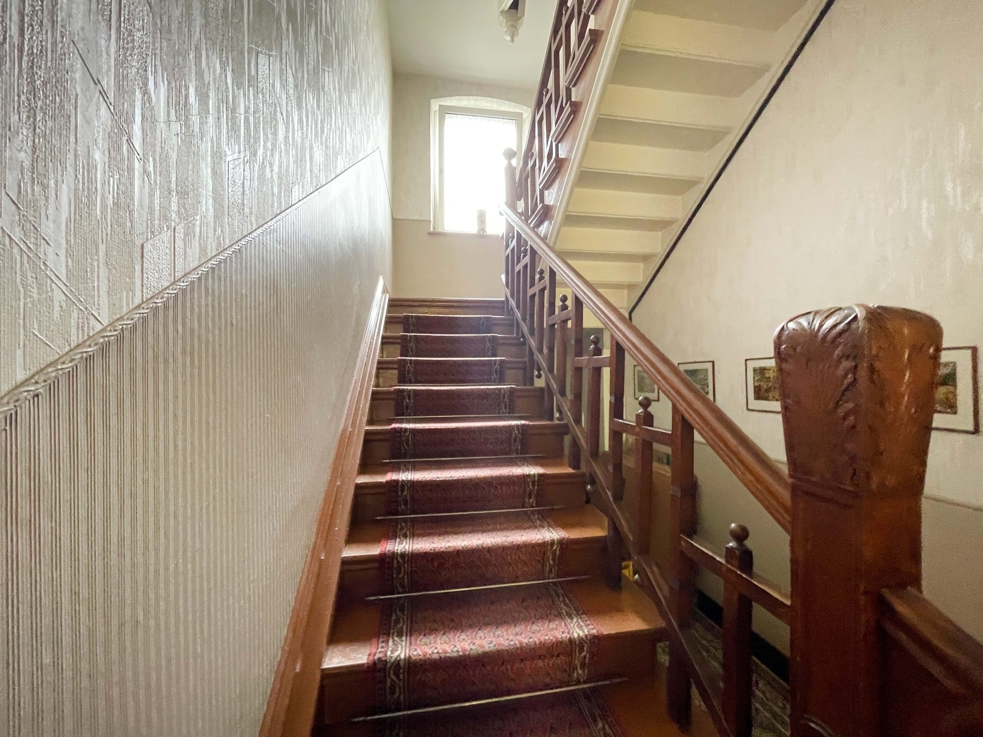 Immobilienangebot - Düsseldorf / Eller - Alle - Eller: Altbau mit Charme – Mehrfamilienhaus mit 3 Wohneinheiten und Entwicklungspotenzial!
