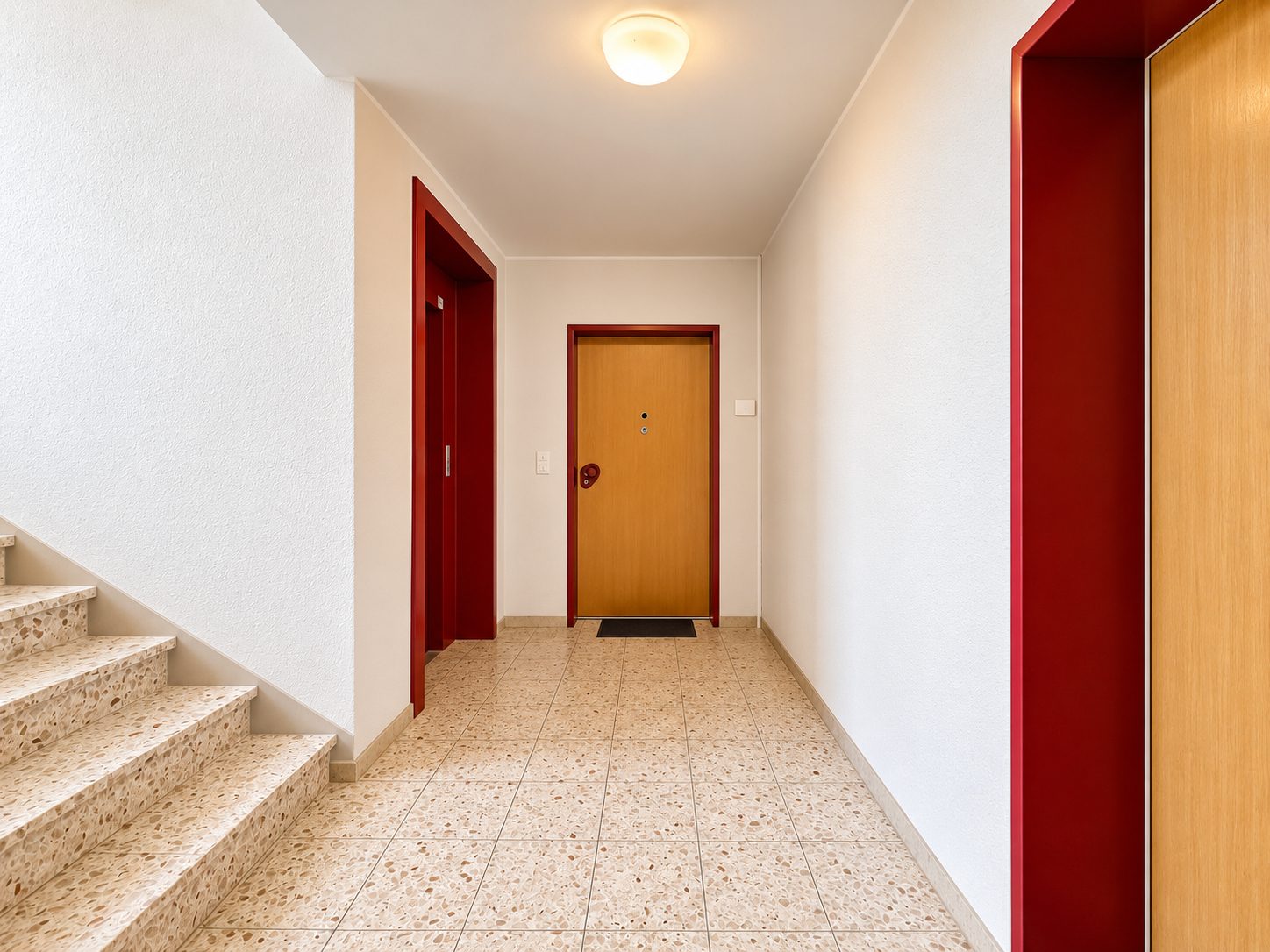 Immobilienangebot - Düsseldorf - Alle - Düsseltal: Wohnen mit Weitblick – großzügige ETW mit Aufzug, zwei Balkonen und TG- Stellplatz