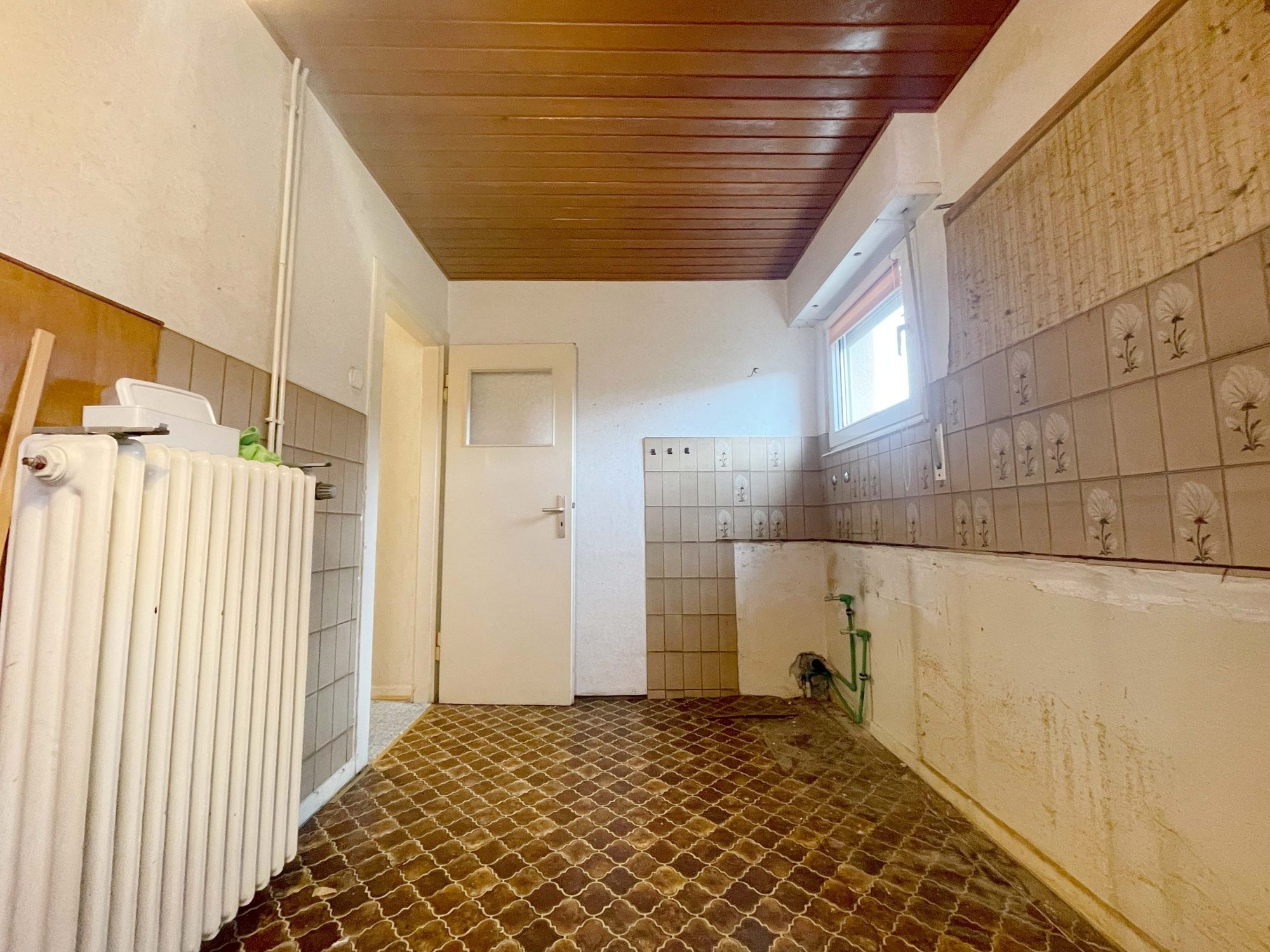 Immobilienangebot - Düsseldorf - Alle - Gestalten Sie Ihr neues Zuhause: Zweifamilienhaus mit Garten und Garage in Düsseldorf-Gerresheim!