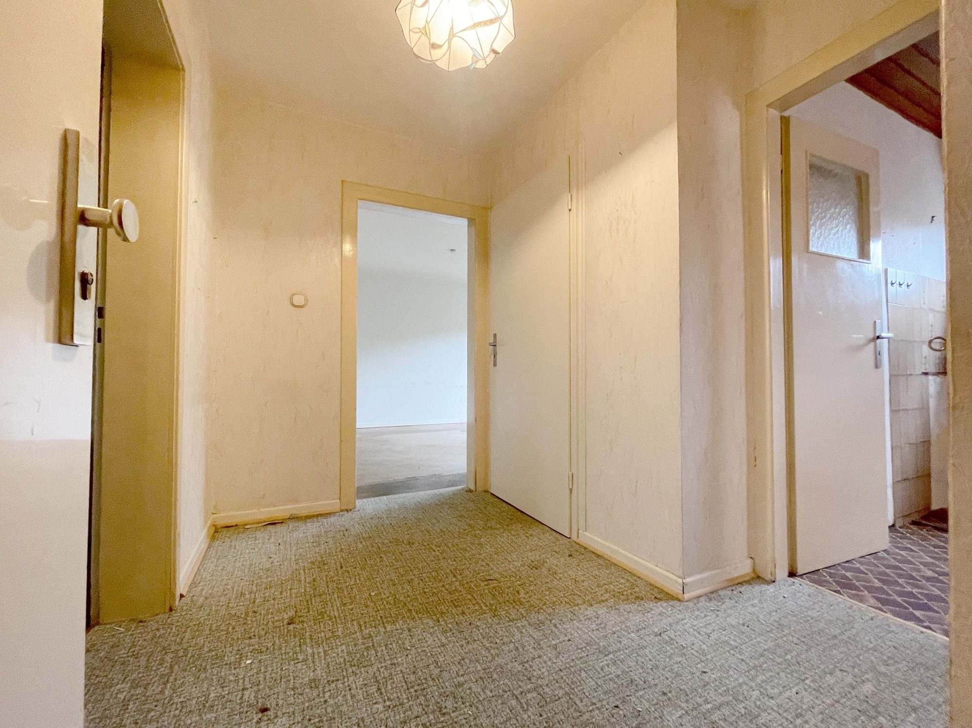 Immobilienangebot - Düsseldorf - Alle - Gestalten Sie Ihr neues Zuhause: Zweifamilienhaus mit Garten und Garage in Düsseldorf-Gerresheim!