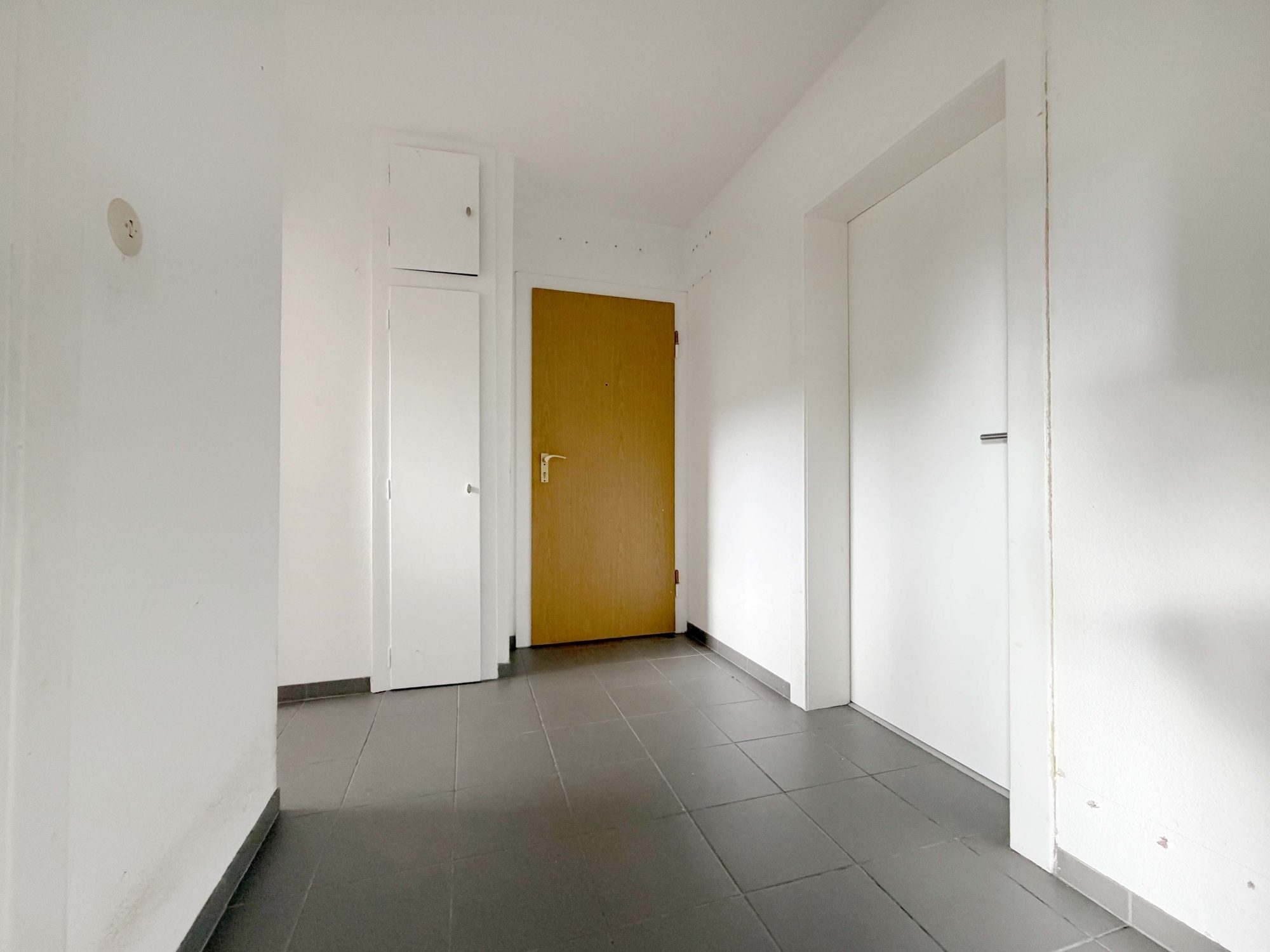 Immobilienangebot - Düsseldorf - Alle - Gestalten Sie Ihr neues Zuhause: Zweifamilienhaus mit Garten und Garage in Düsseldorf-Gerresheim!