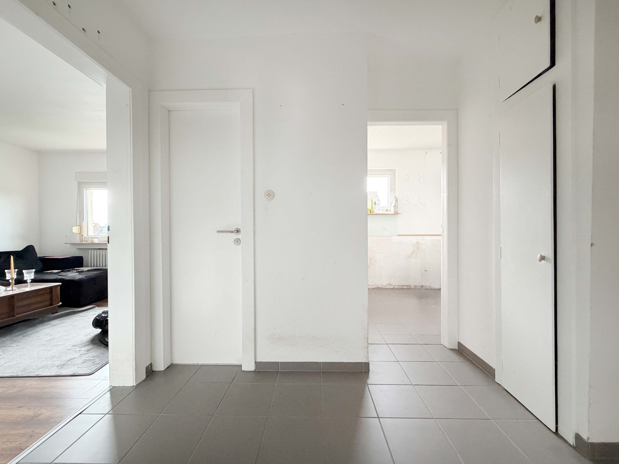 Immobilienangebot - Düsseldorf - Alle - Gestalten Sie Ihr neues Zuhause: Zweifamilienhaus mit Garten und Garage in Düsseldorf-Gerresheim!
