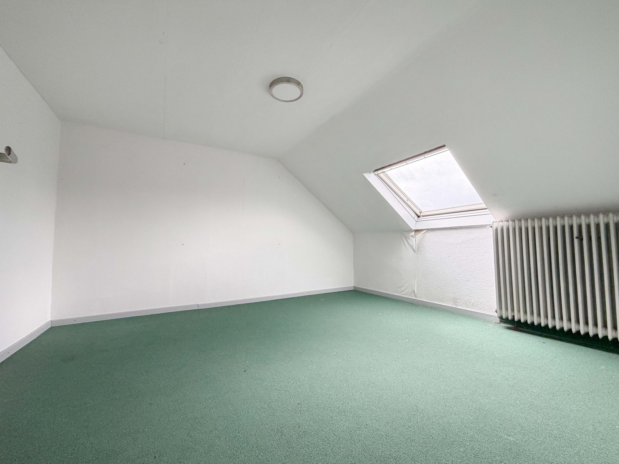 Immobilienangebot - Düsseldorf - Alle - Gestalten Sie Ihr neues Zuhause: Zweifamilienhaus mit Garten und Garage in Düsseldorf-Gerresheim!