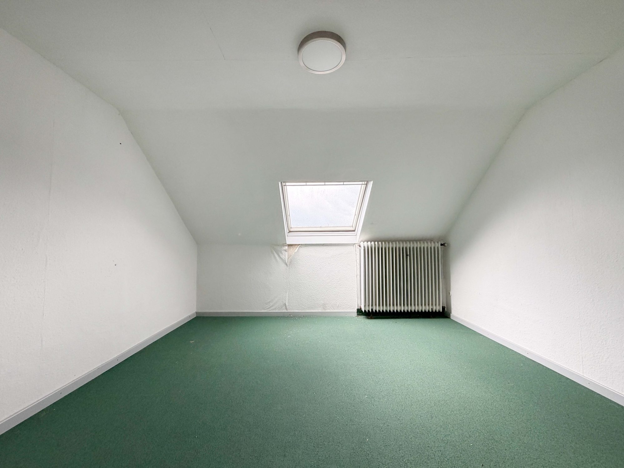 Immobilienangebot - Düsseldorf - Alle - Gestalten Sie Ihr neues Zuhause: Zweifamilienhaus mit Garten und Garage in Düsseldorf-Gerresheim!