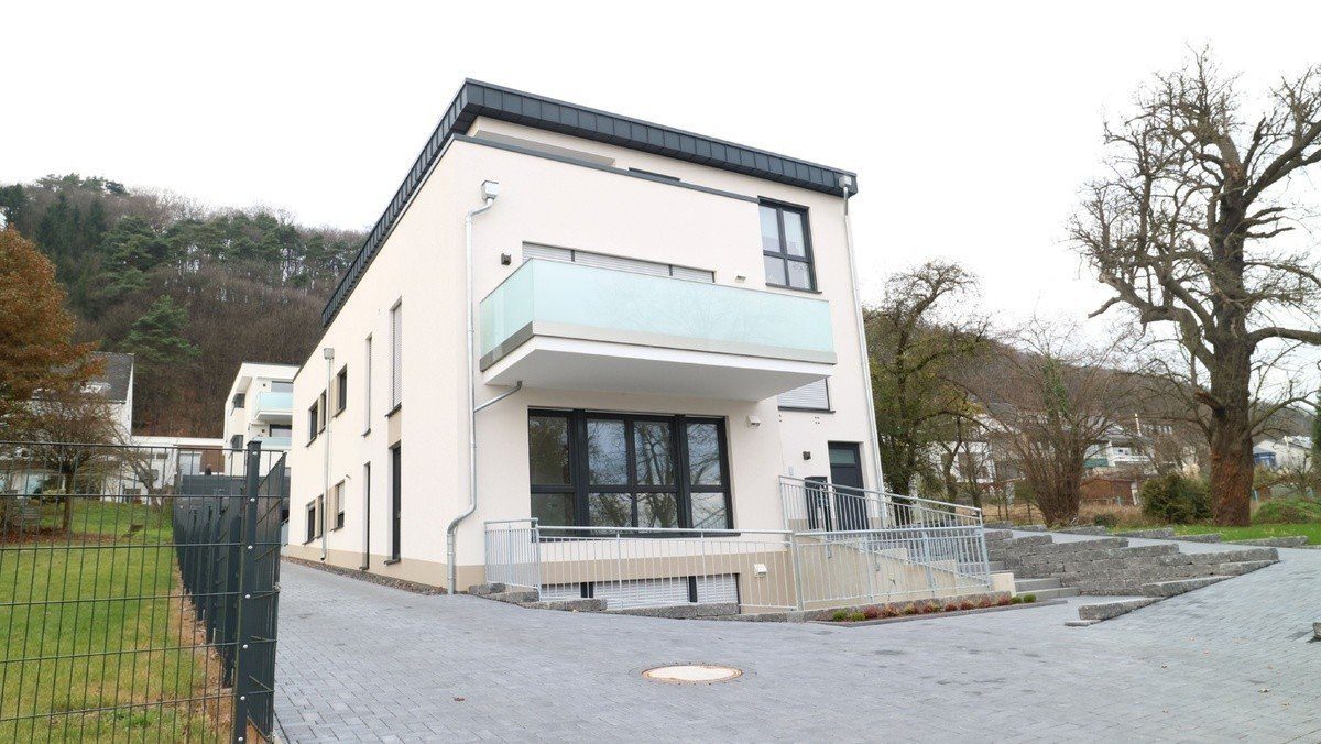 Volksbank Trier Eifel Immobilien GmbH - Immobilienangebot - Trier - Alle - Betongold mit Einbauküche
