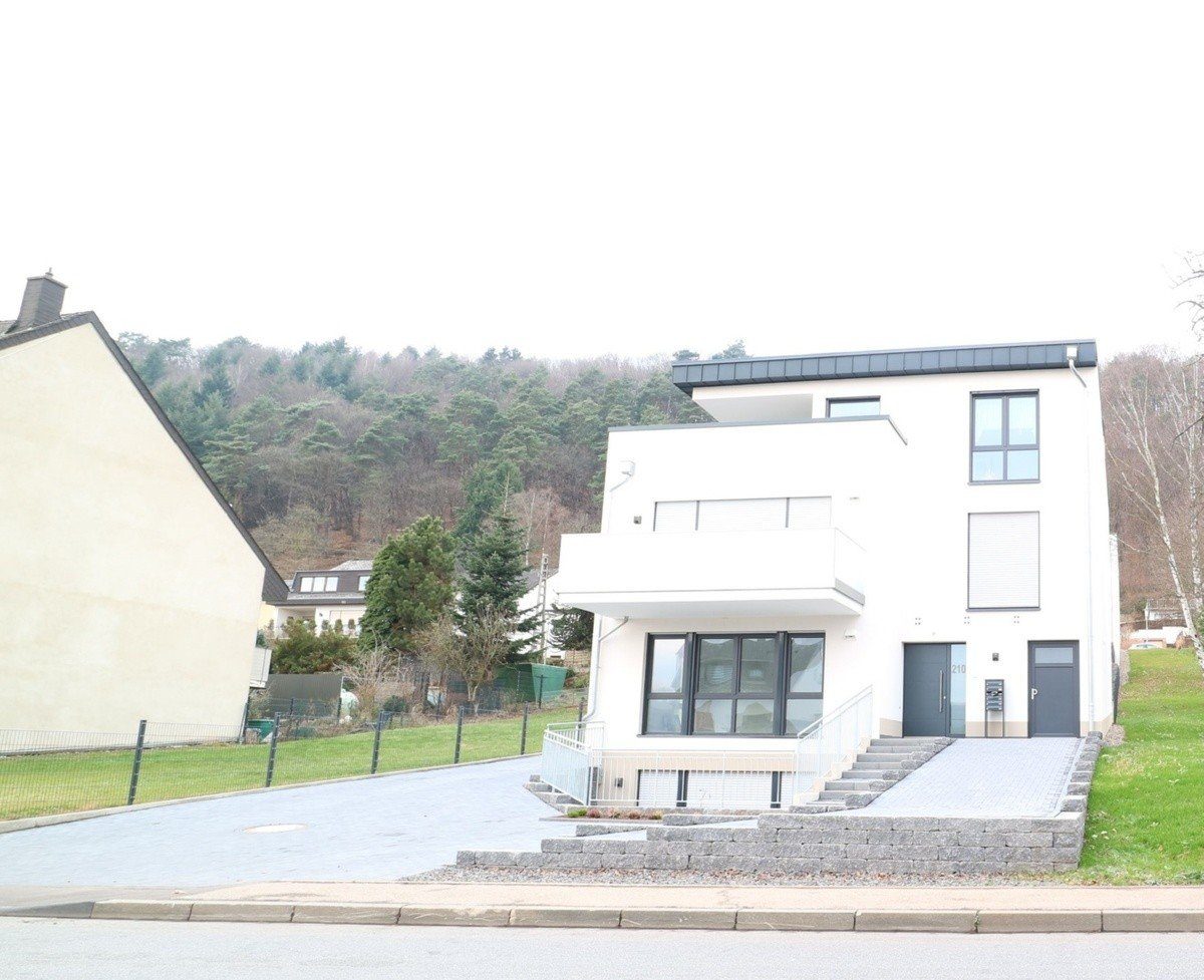 Volksbank Trier Eifel Immobilien GmbH - Immobilienangebot - Trier - Alle - Betongold mit Einbauküche