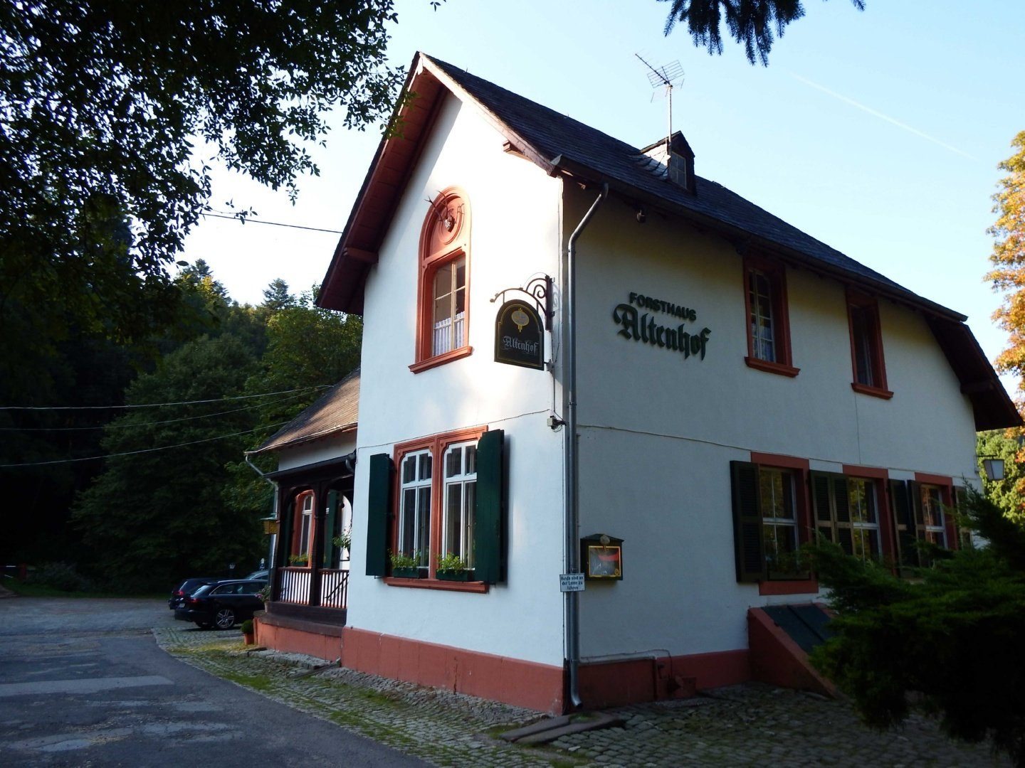 Volksbank Trier Eifel Immobilien GmbH - Immobilienangebot - Trier - Einfamilienhaus - Denkmalgeschütztes Anwesen im Biewertal - Gutes pflegen, Neues bewegen!