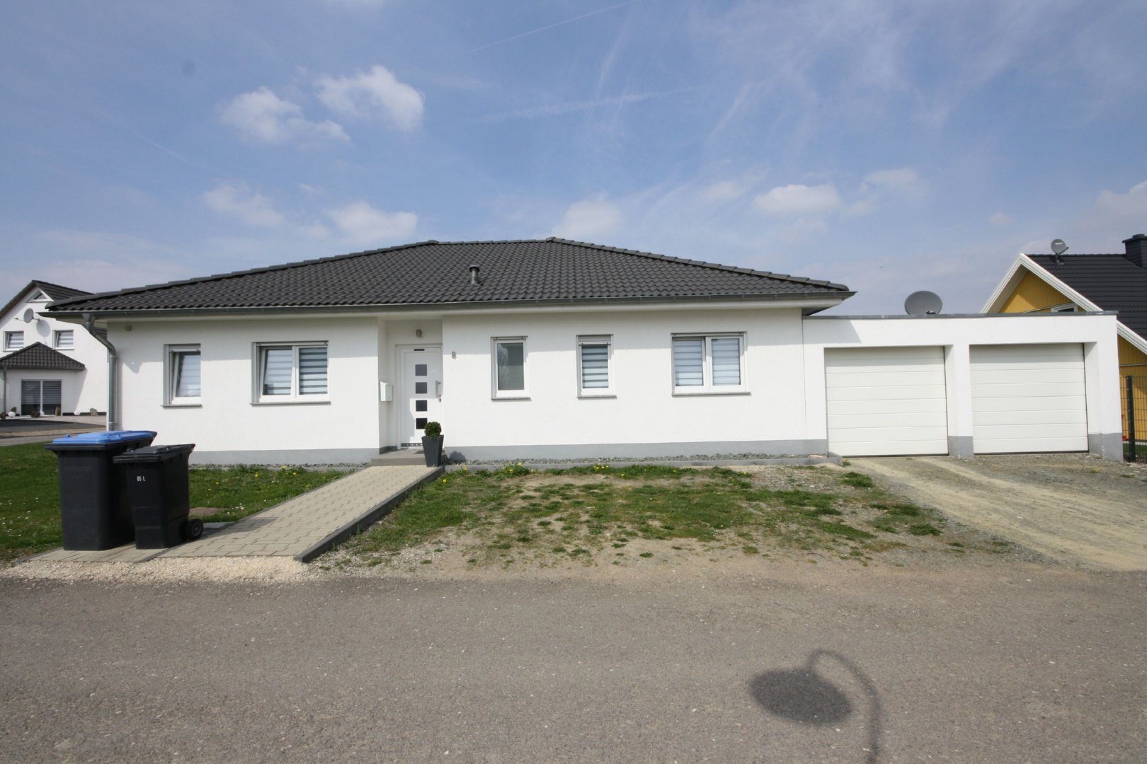 Volksbank Trier Eifel Immobilien GmbH - Immobilienangebot - Reinsfeld - Einfamilienhaus - Stufenlos glücklich - In Ihrem neuen Bungalow