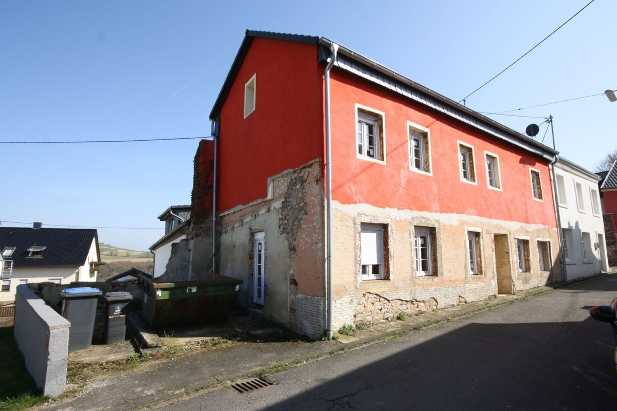 Volksbank Trier Eifel Immobilien GmbH - Immobilienangebot - Welschbillig - Alle - Ein Haus für Handwerker mit Fantasie - hier lässt sich viel draus machen