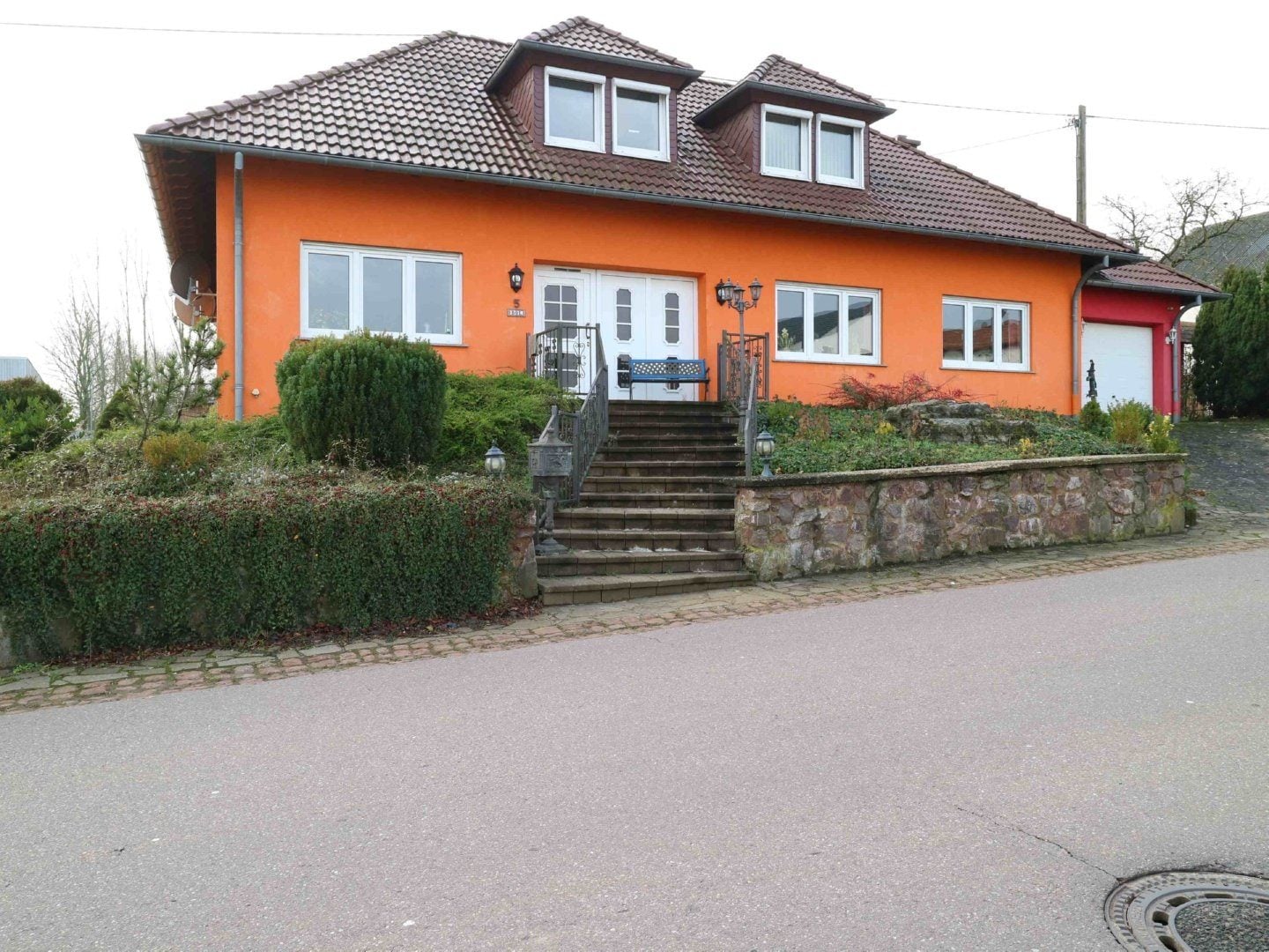Volksbank Trier Eifel Immobilien GmbH - Immobilienangebot - Fisch - Bungalow - Grenznahes Wohnen für die ganze Familie