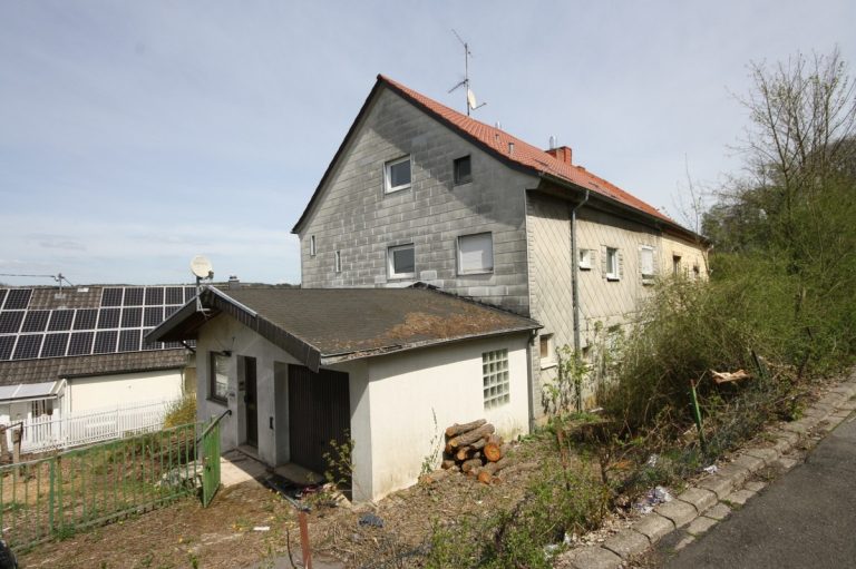 Volksbank Trier Eifel Immobilien GmbH - Immobilienangebot - Hermeskeil - Alle - Mehrfamilienhaus für den geschickten Handwerker