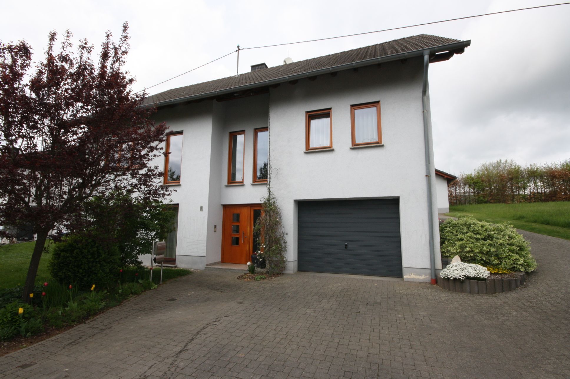 Volksbank Trier Eifel Immobilien GmbH - Immobilienangebot - Lorscheid - Einfamilienhaus - Ein Raumwunder für Ihre Familie