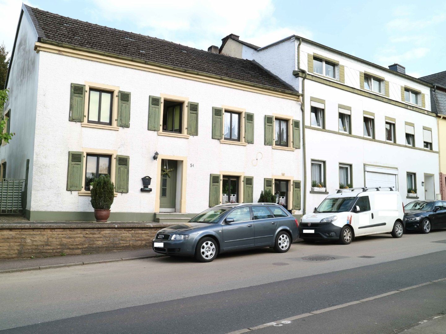 Volksbank Trier Eifel Immobilien GmbH - Immobilienangebot - Konz - Mehrfamilienhaus - Ein Preis - Zwei Häuser - Viele Möglichkeiten