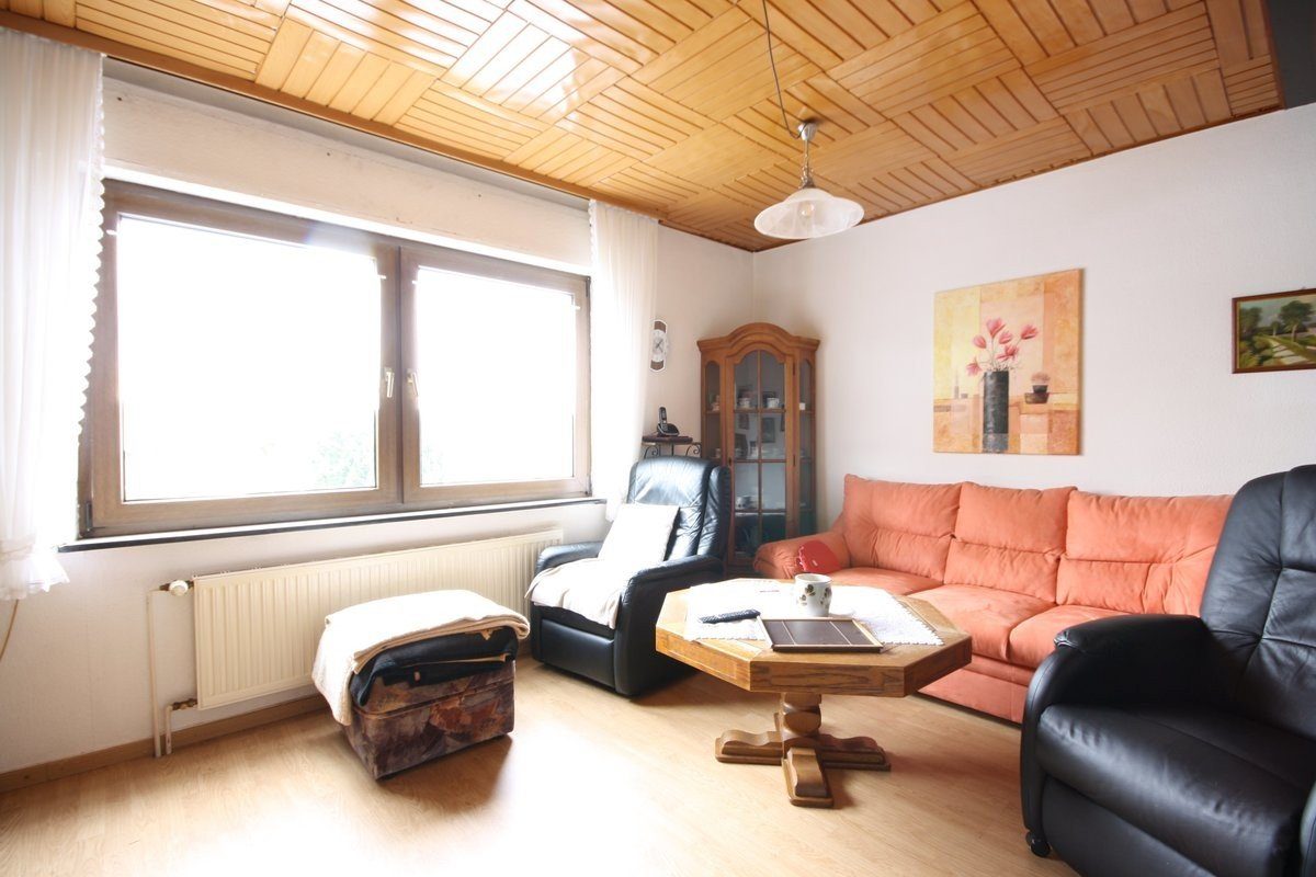 Volksbank Trier Eifel Immobilien GmbH - Immobilienangebot - Farschweiler - Alle - Wohnen inmitten von Farschweiler - Haus sucht junge Familie
