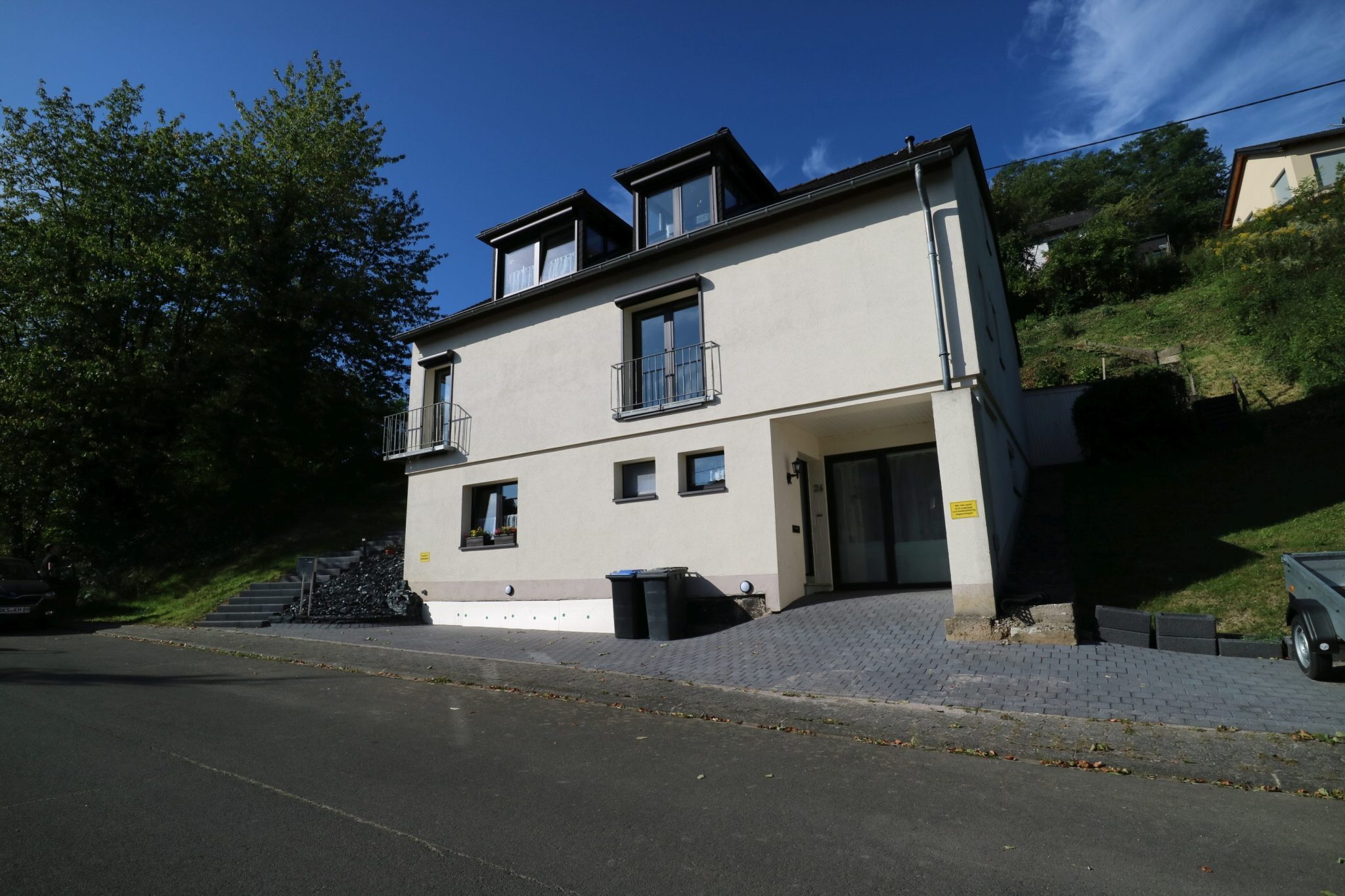 Einfamilienhaus mit Einliegerwohnung in Lieser 8467