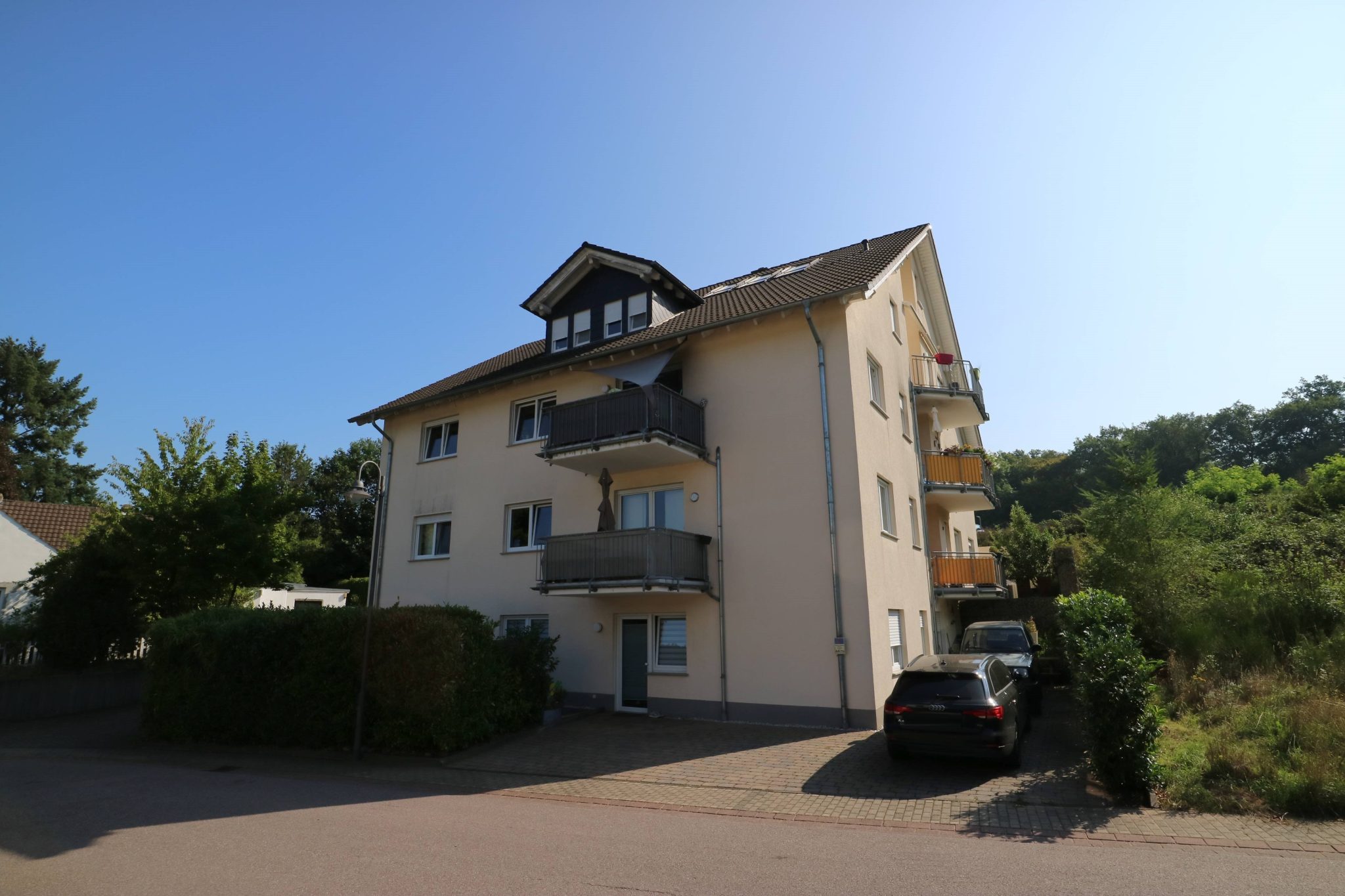 Volksbank Trier Eifel Immobilien GmbH - Immobilienangebot - Saarburg - Etagenwohnung - Lassen Sie Ihren Blick über Saarburg schweifen
