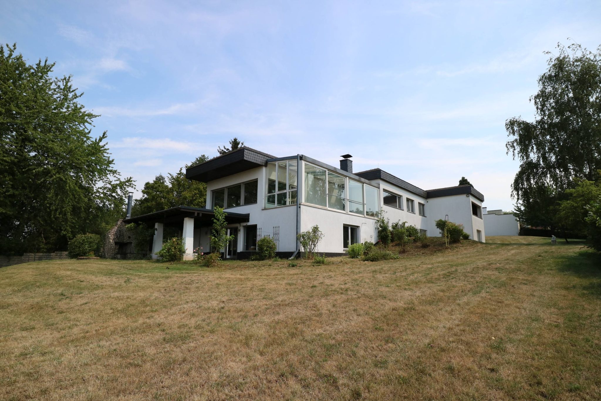 Volksbank Trier Eifel Immobilien GmbH - Immobilienangebot - Kenn - Einfamilienhaus mit Einliegerwohnung - Genießen Sie das Privileg der einmaligen Lage