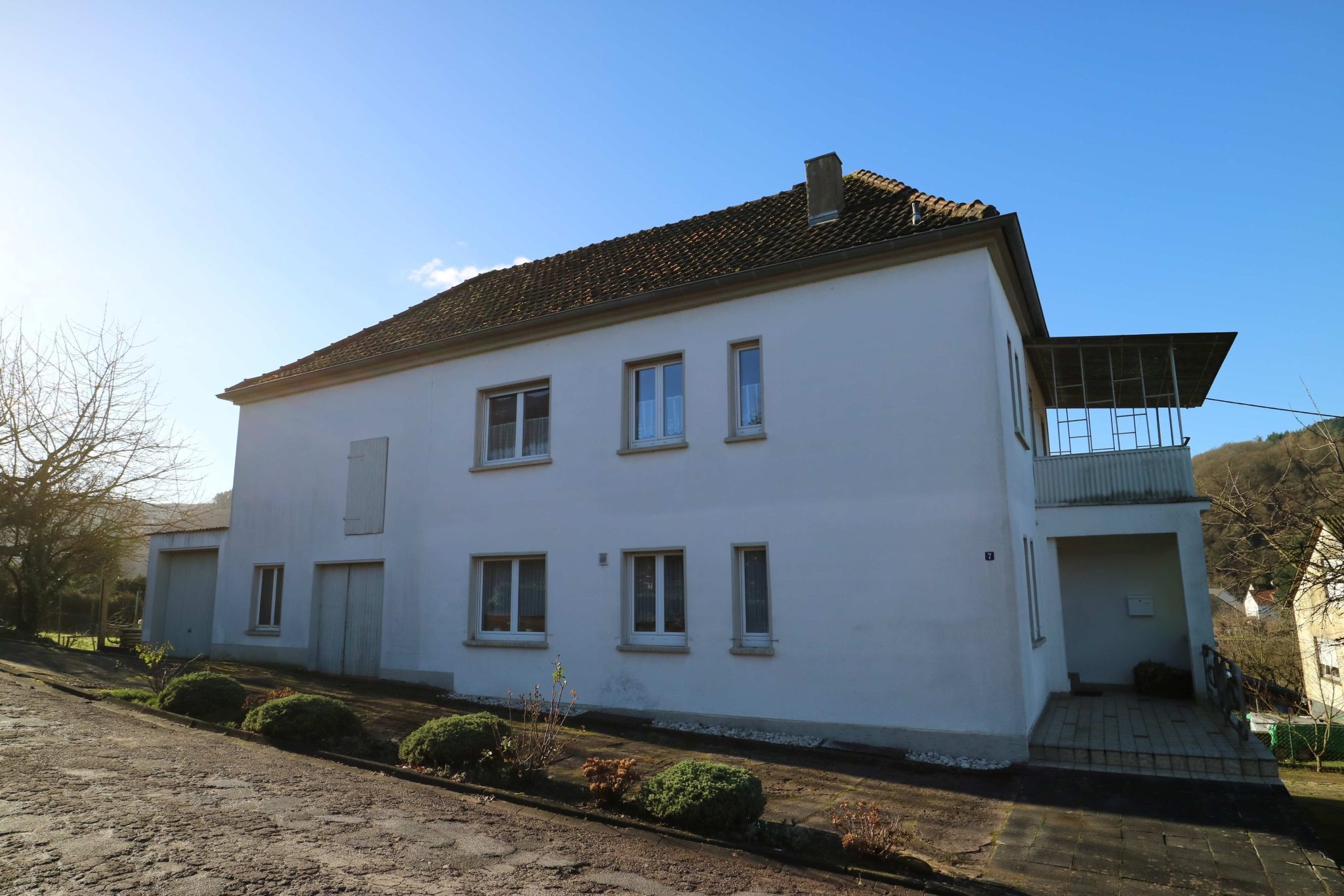 Volksbank Trier Eifel Immobilien GmbH - Immobilienangebot - Serrig - Zweifamilienhaus - Klassisch schön mit viel Potential