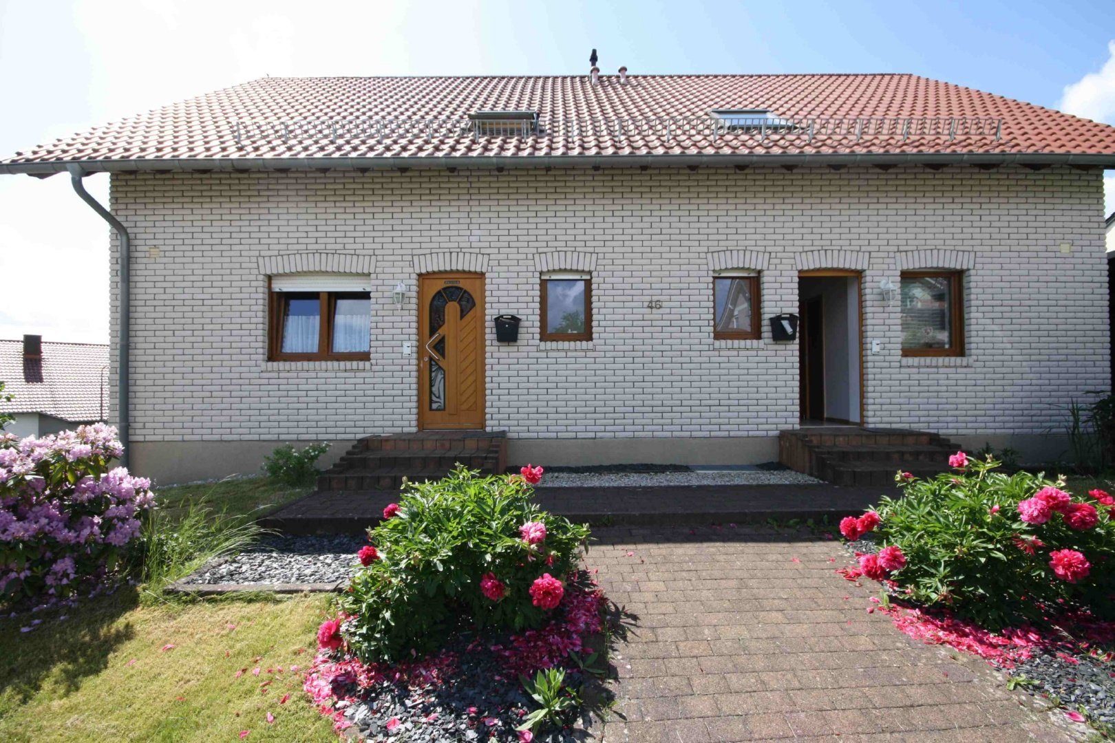 Volksbank Trier Eifel Immobilien GmbH - Immobilienangebot - 54421 Reinsfeld - Reinsfeld - Zweifamilienhaus - Zwei Doppelhaushälften zu einem Preis